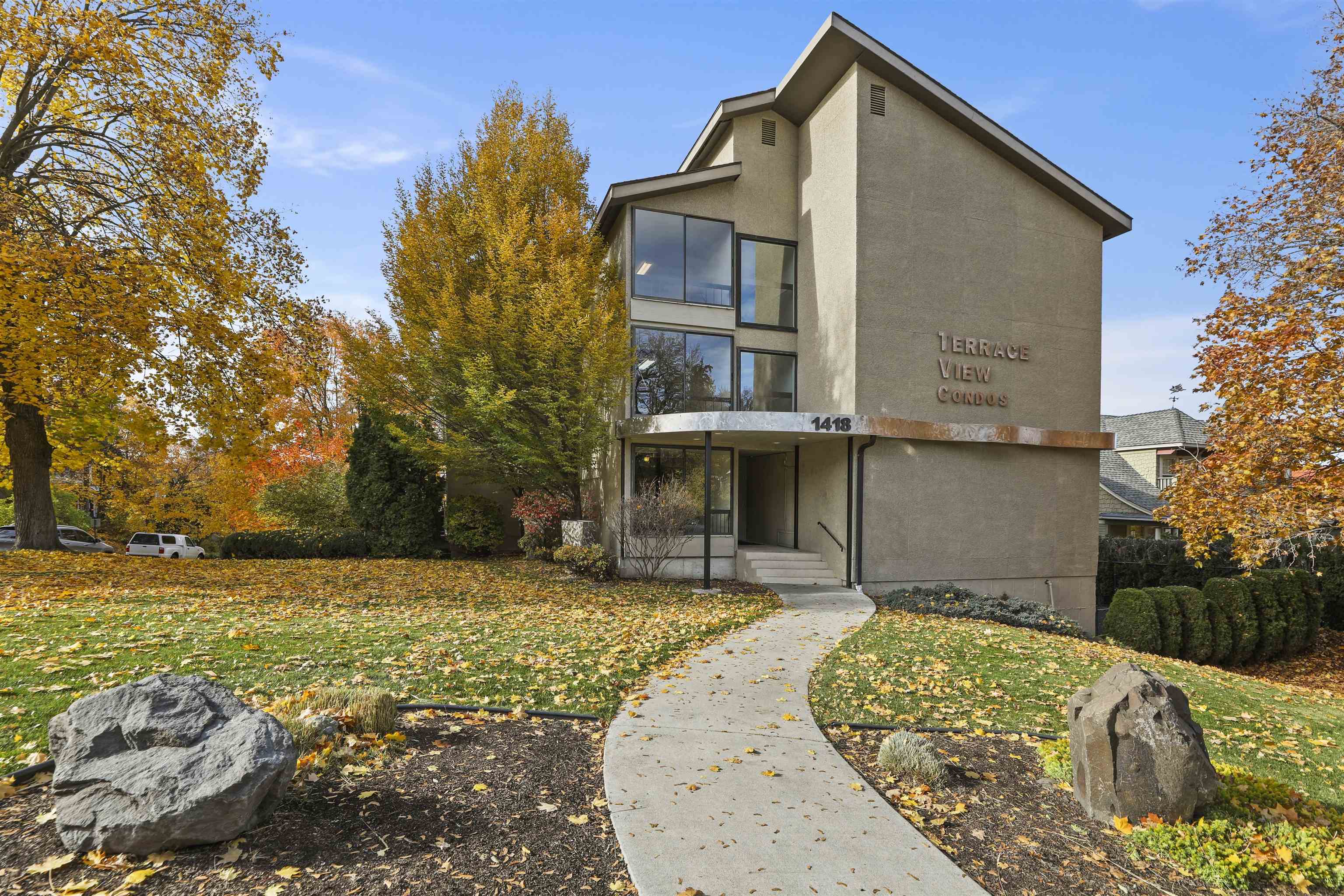1418 W 6th Ave - Photo 1