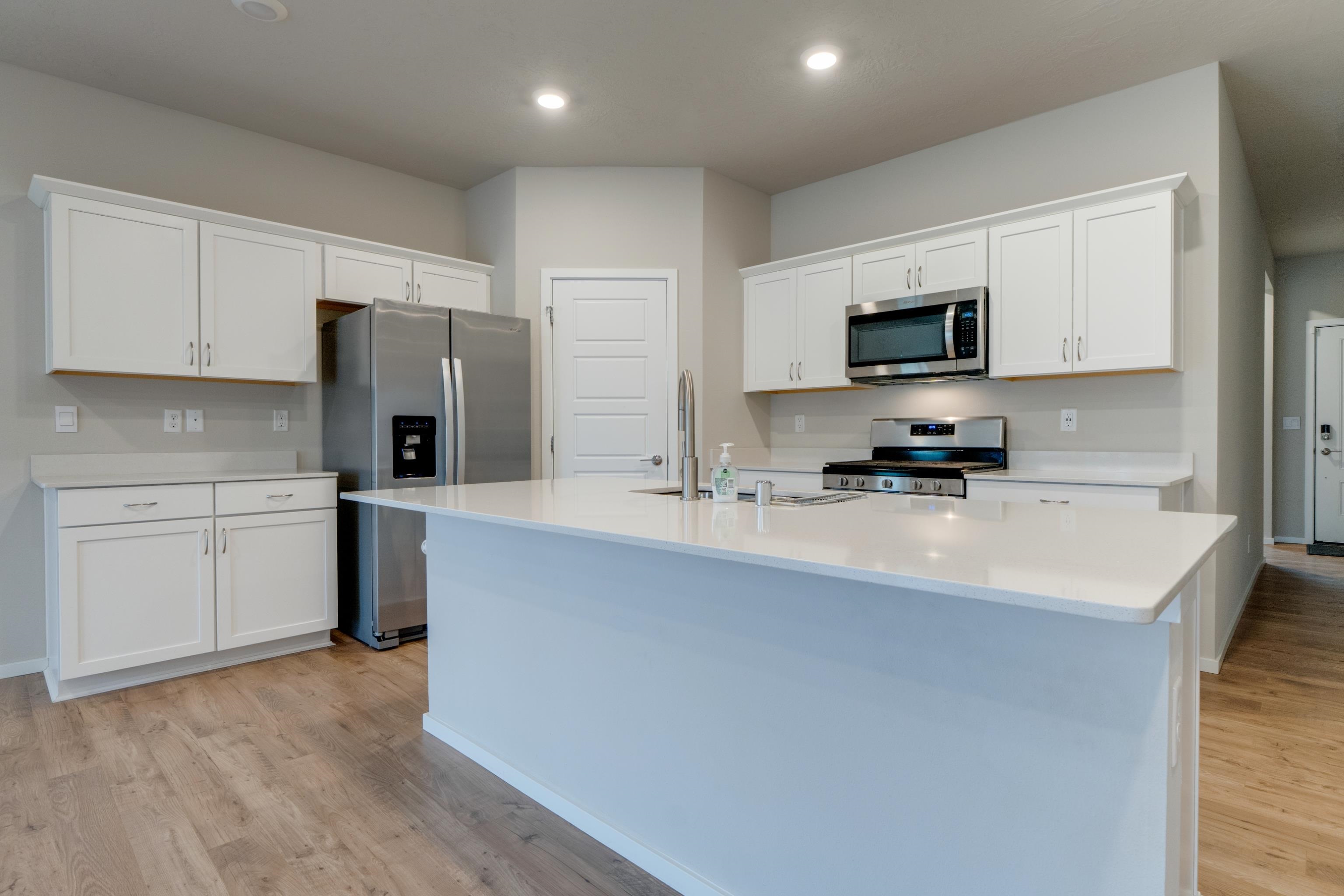 8207 S Avery Rd - Photo 10