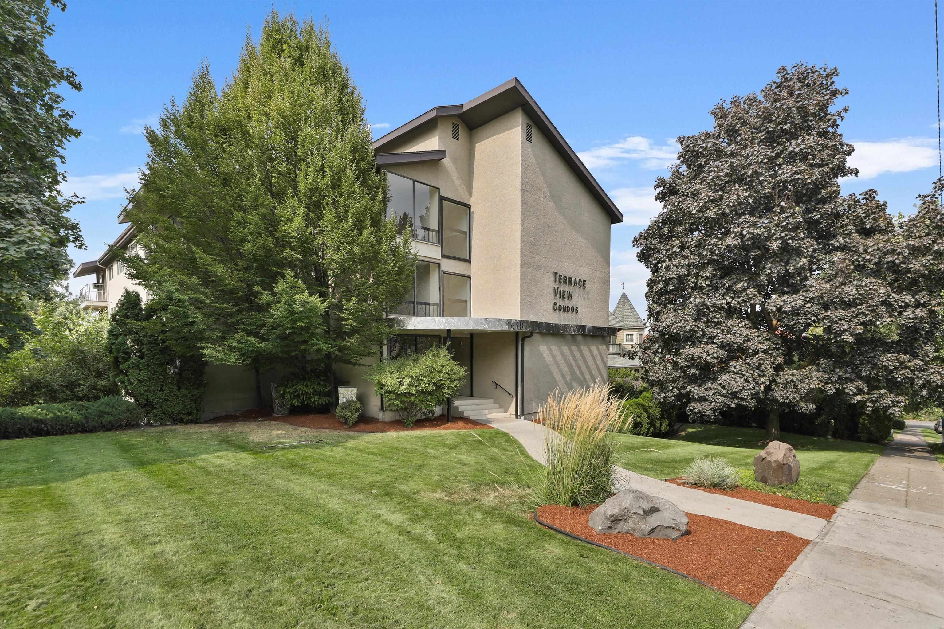 1418 W 6th Ave - Photo 2