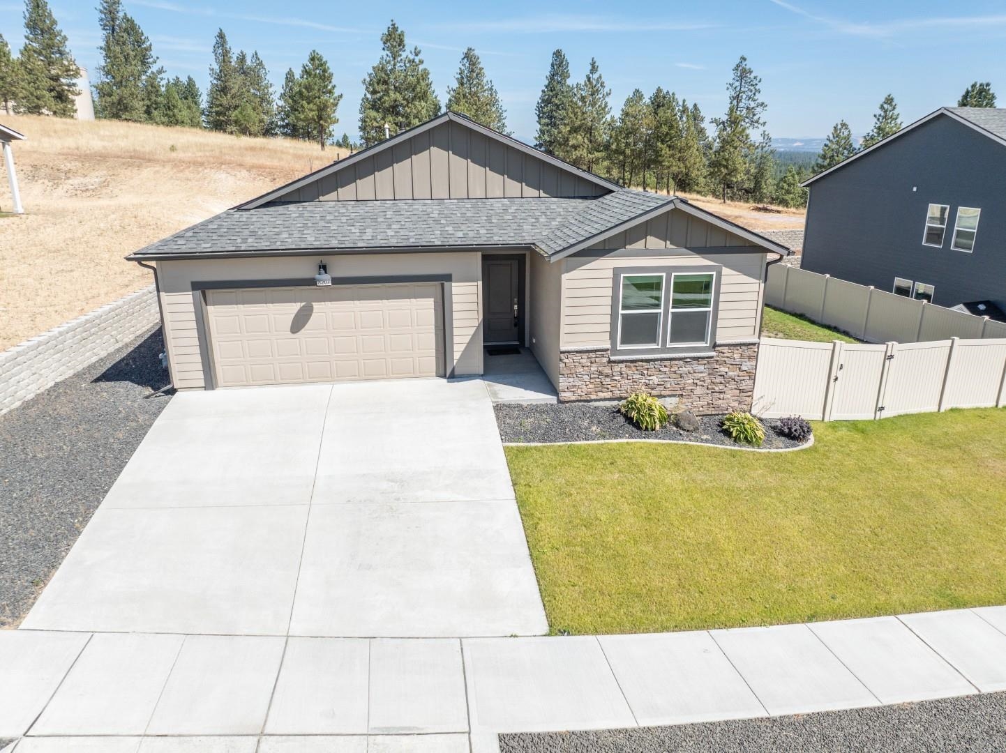 8207 S Avery Rd - Photo 1