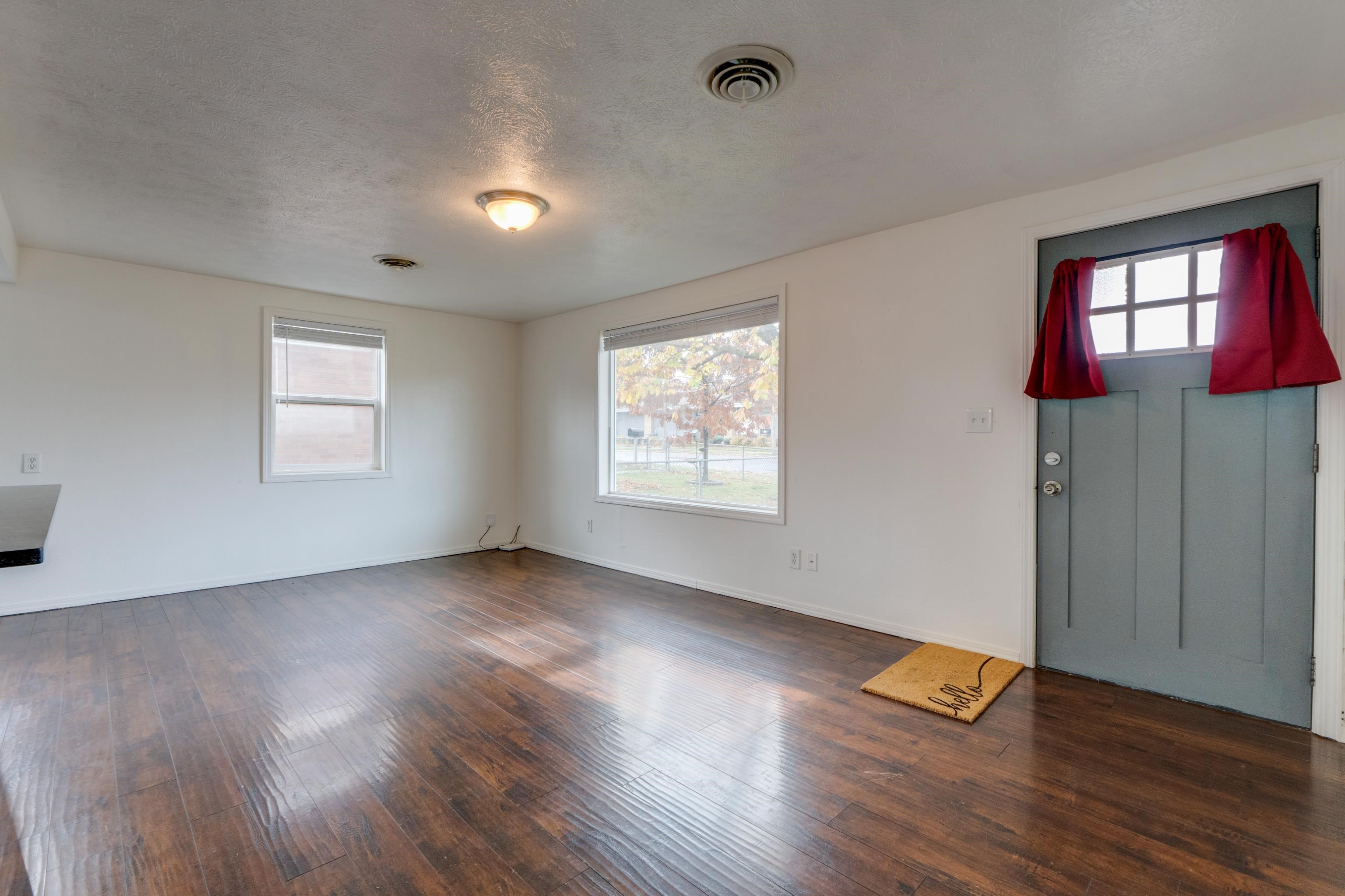 6116 N Astor St - Photo 5