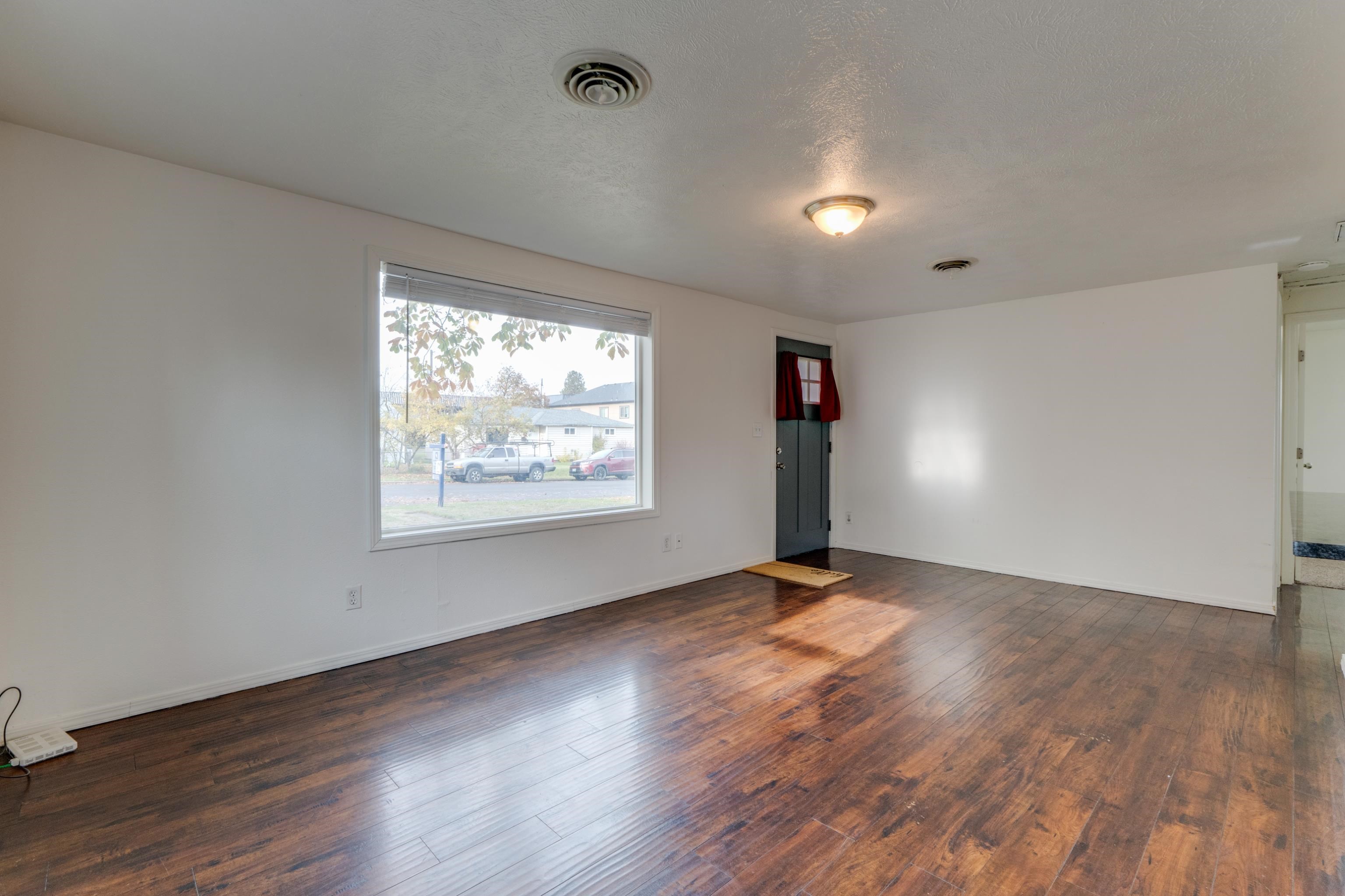 6116 N Astor St - Photo 6