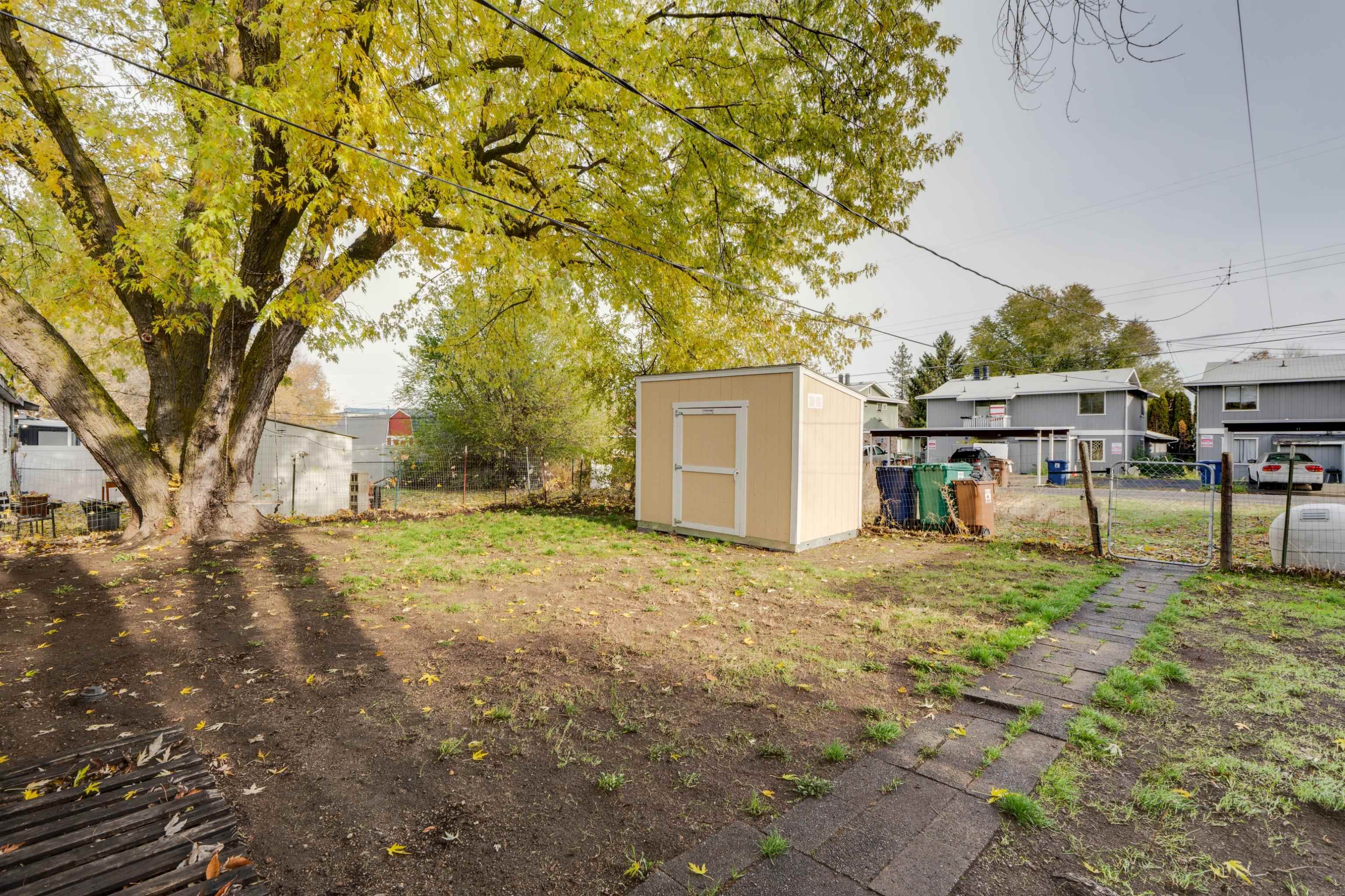 6116 N Astor St - Photo 21