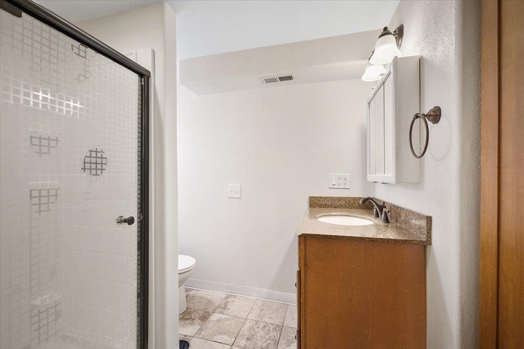 2212 E 63rd Ave - Photo 24