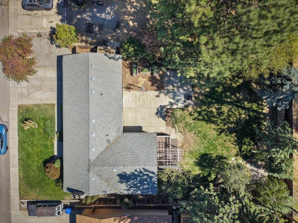 2212 E 63rd Ave - Photo 32