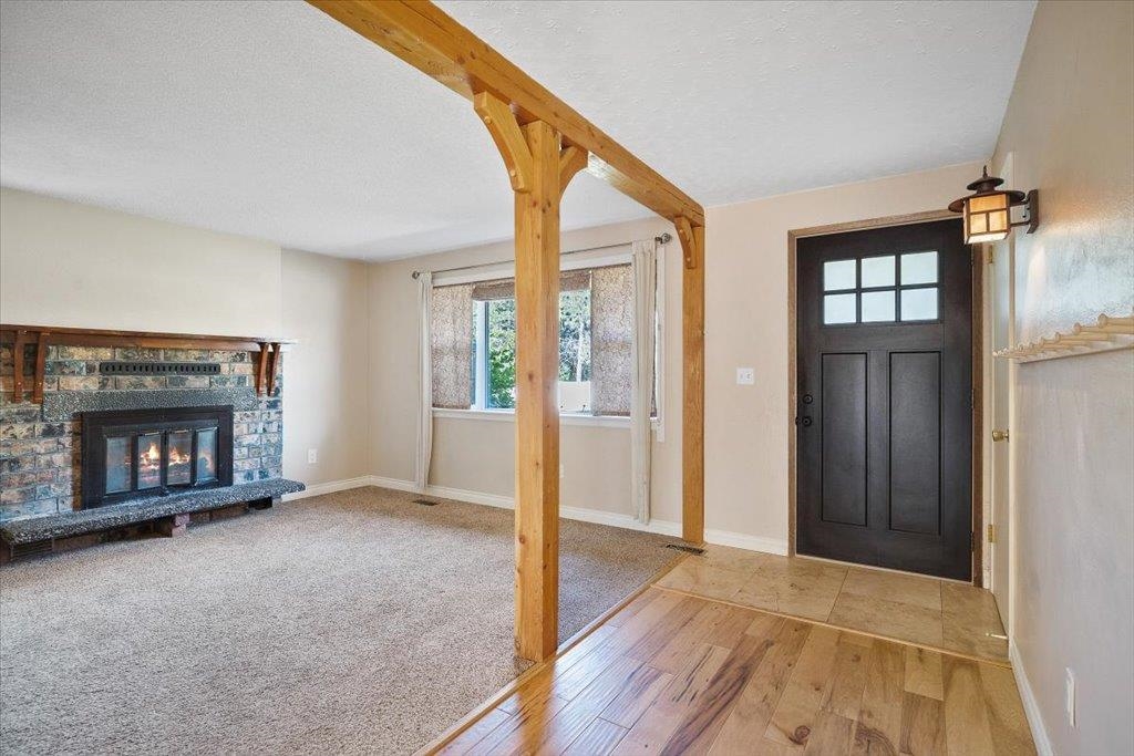 2212 E 63rd Ave - Photo 3