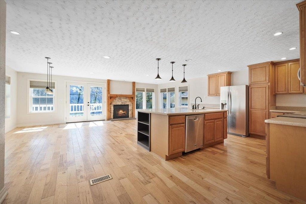 2212 E 63rd Ave - Photo 6