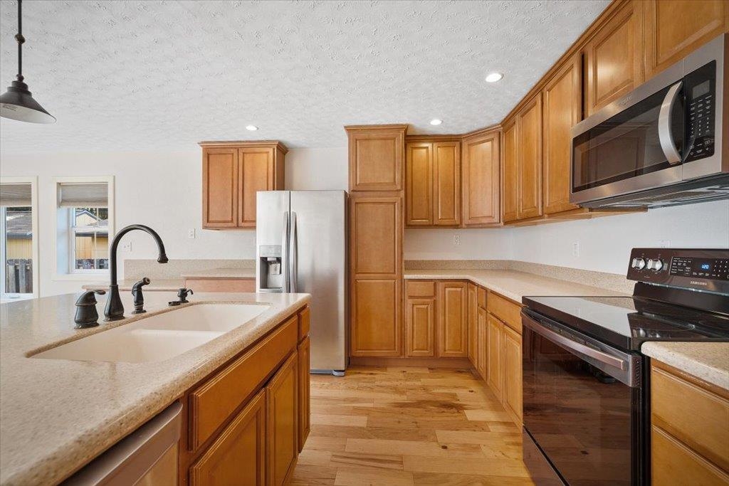 2212 E 63rd Ave - Photo 7