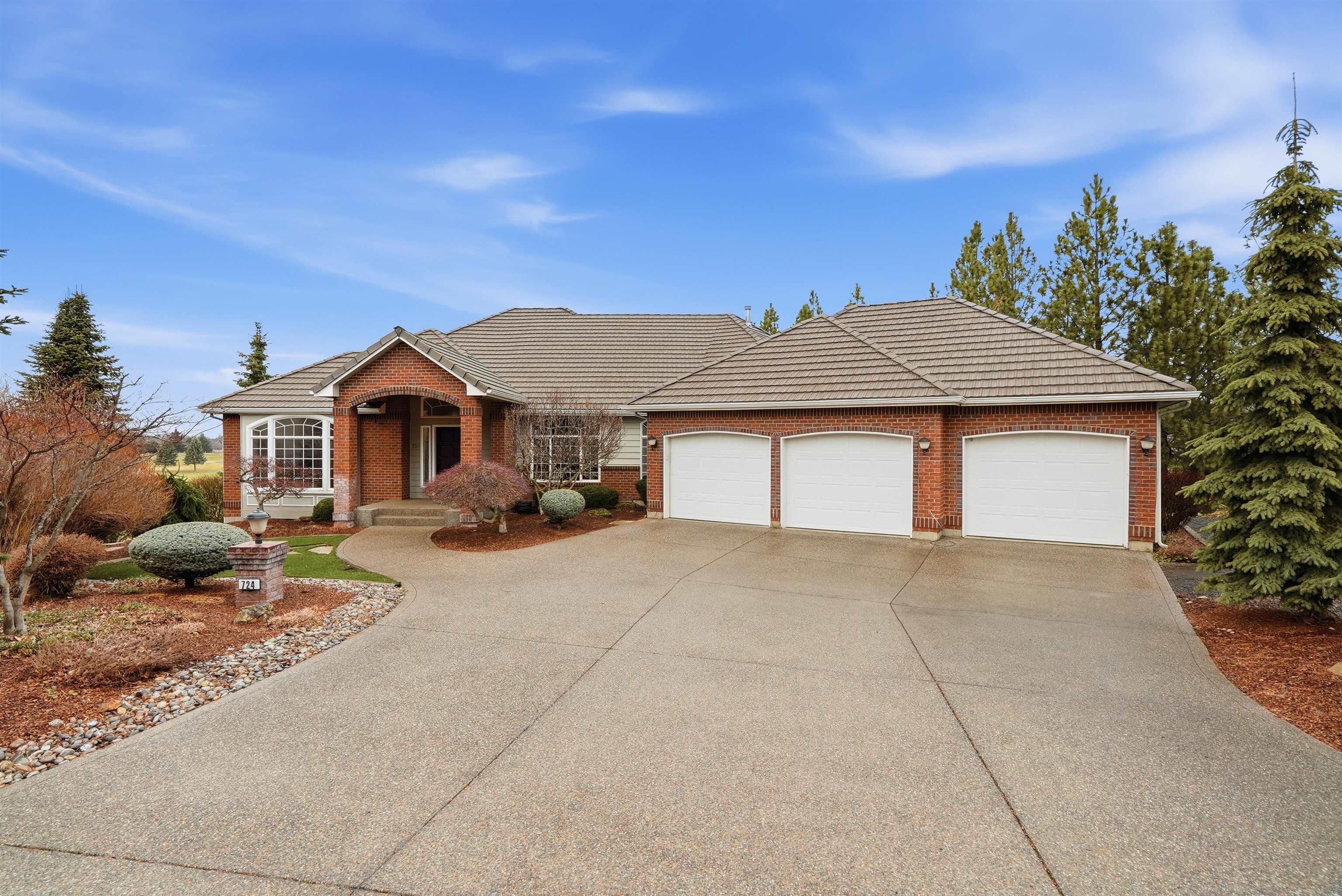 724 N Lancashire Ln - Photo 2