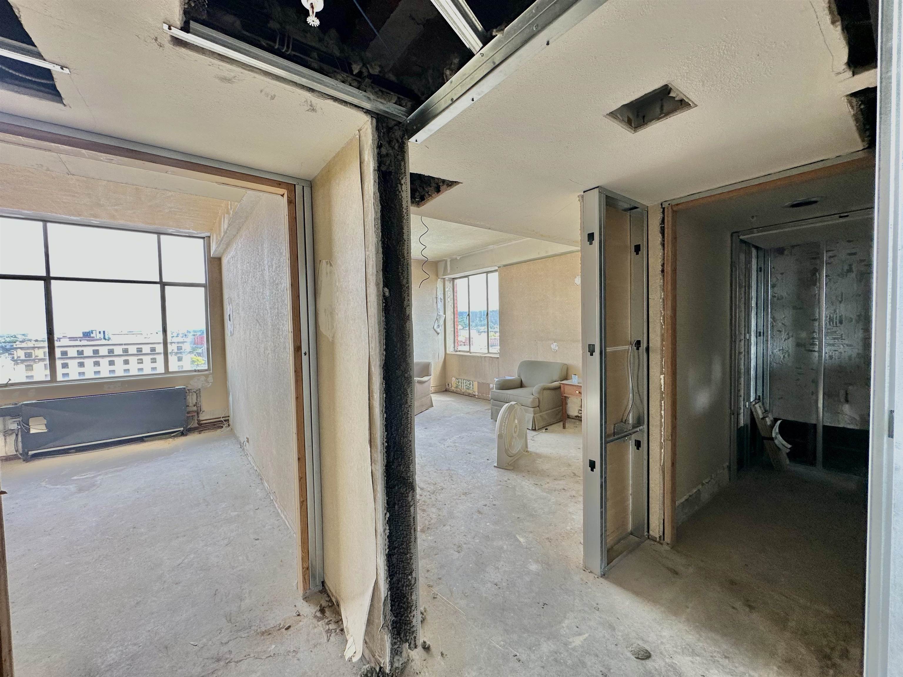514 W 1st Ave - Photo 13