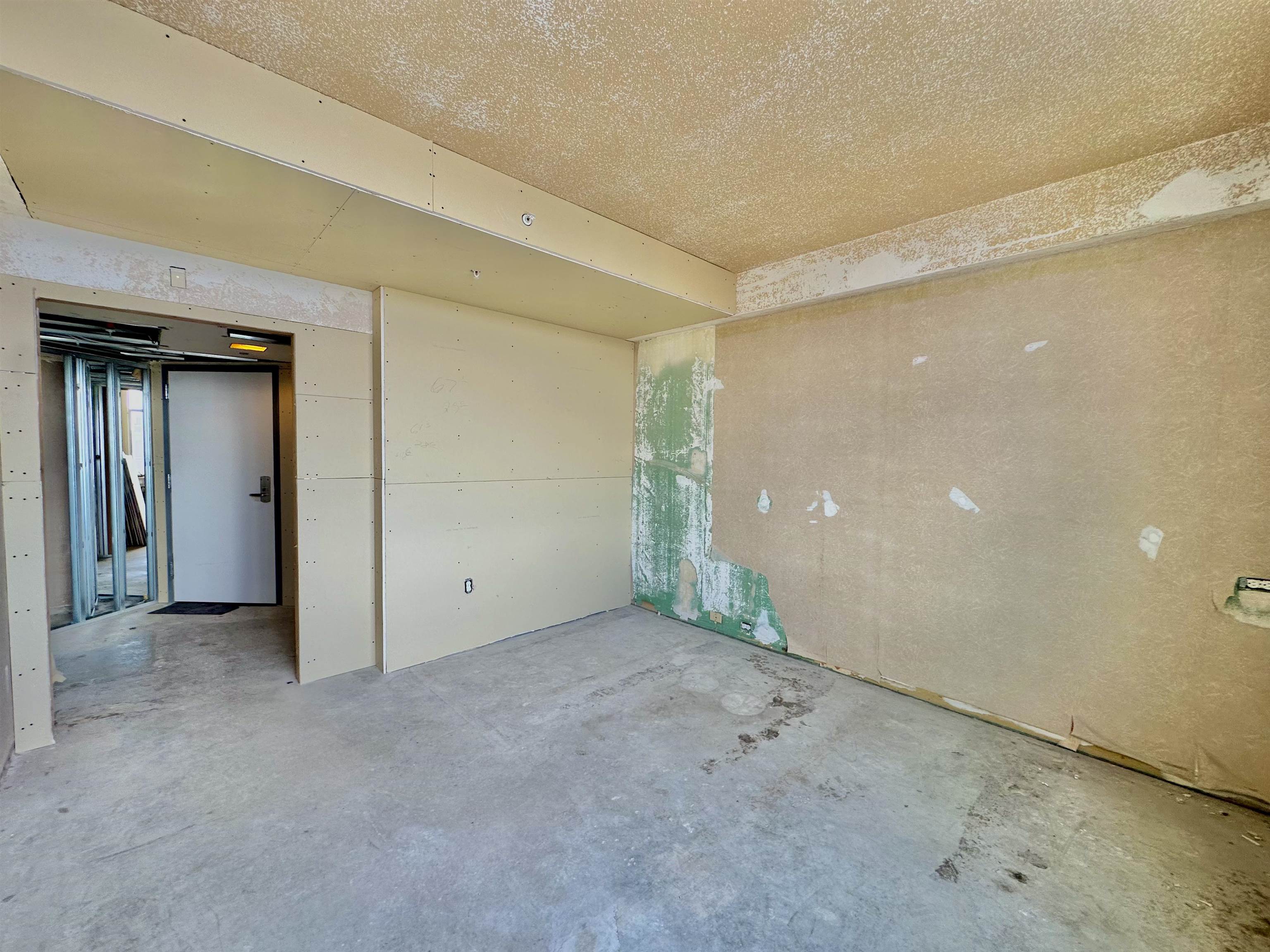 514 W 1st Ave - Photo 15