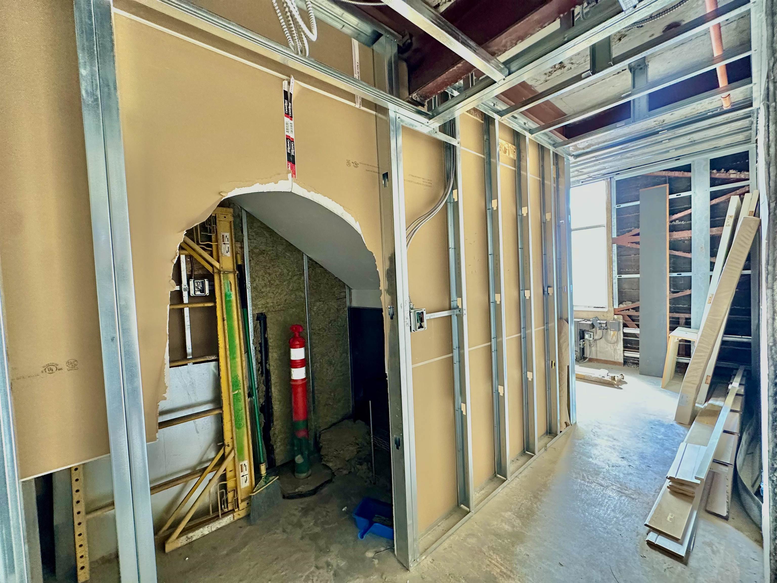 514 W 1st Ave - Photo 20
