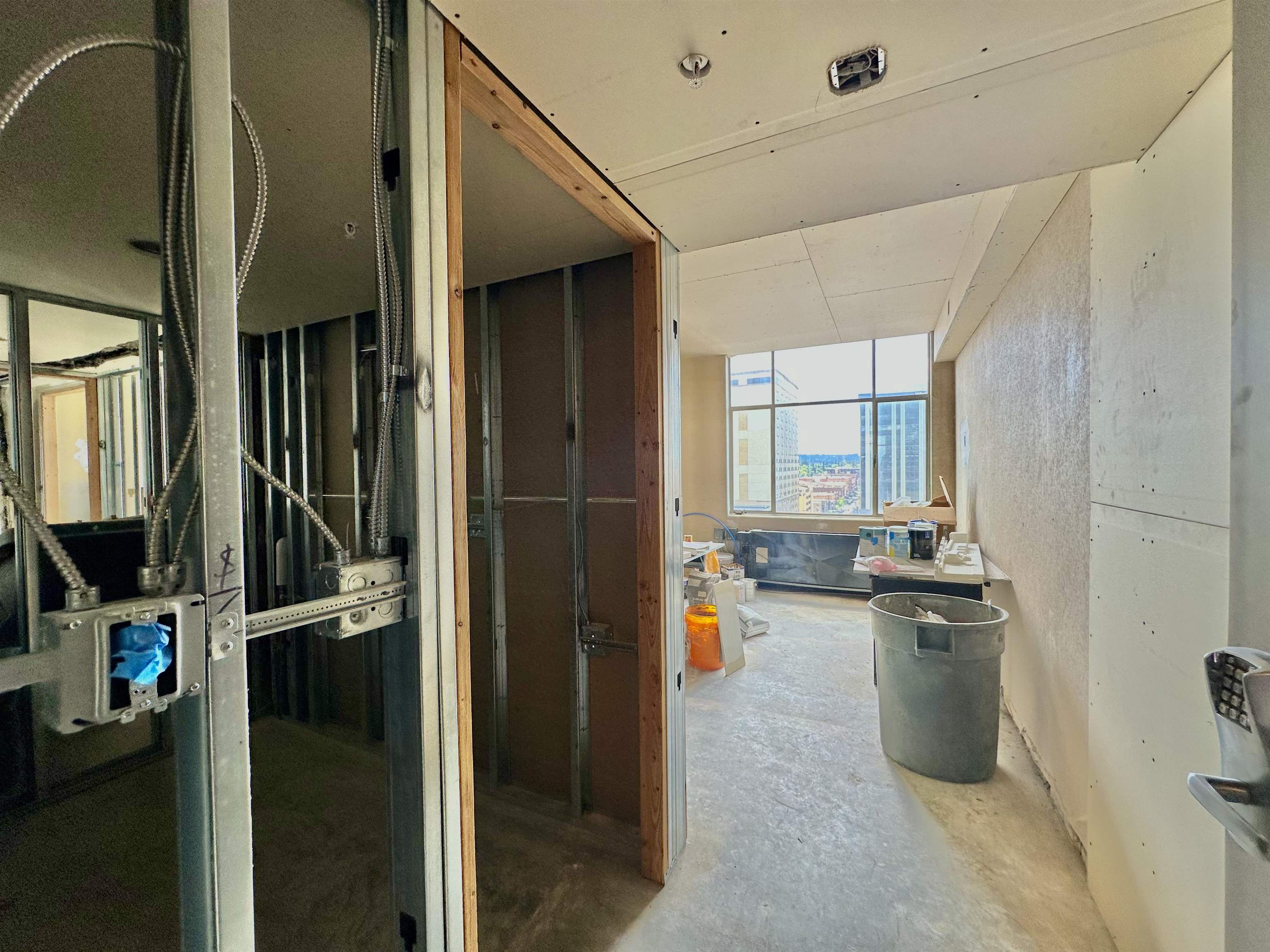 514 W 1st Ave - Photo 29