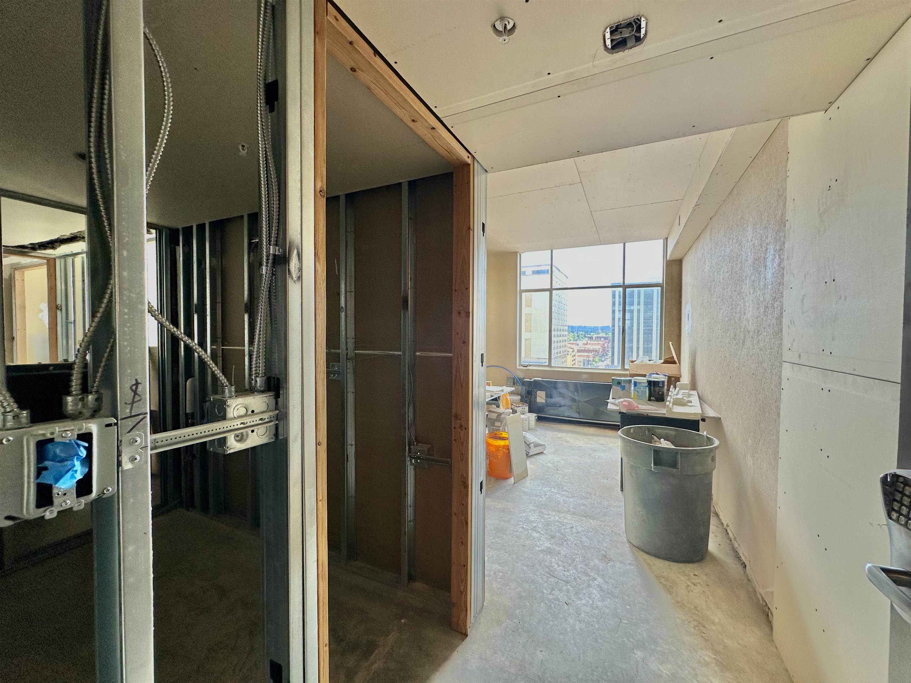 514 W 1st Ave - Photo 30