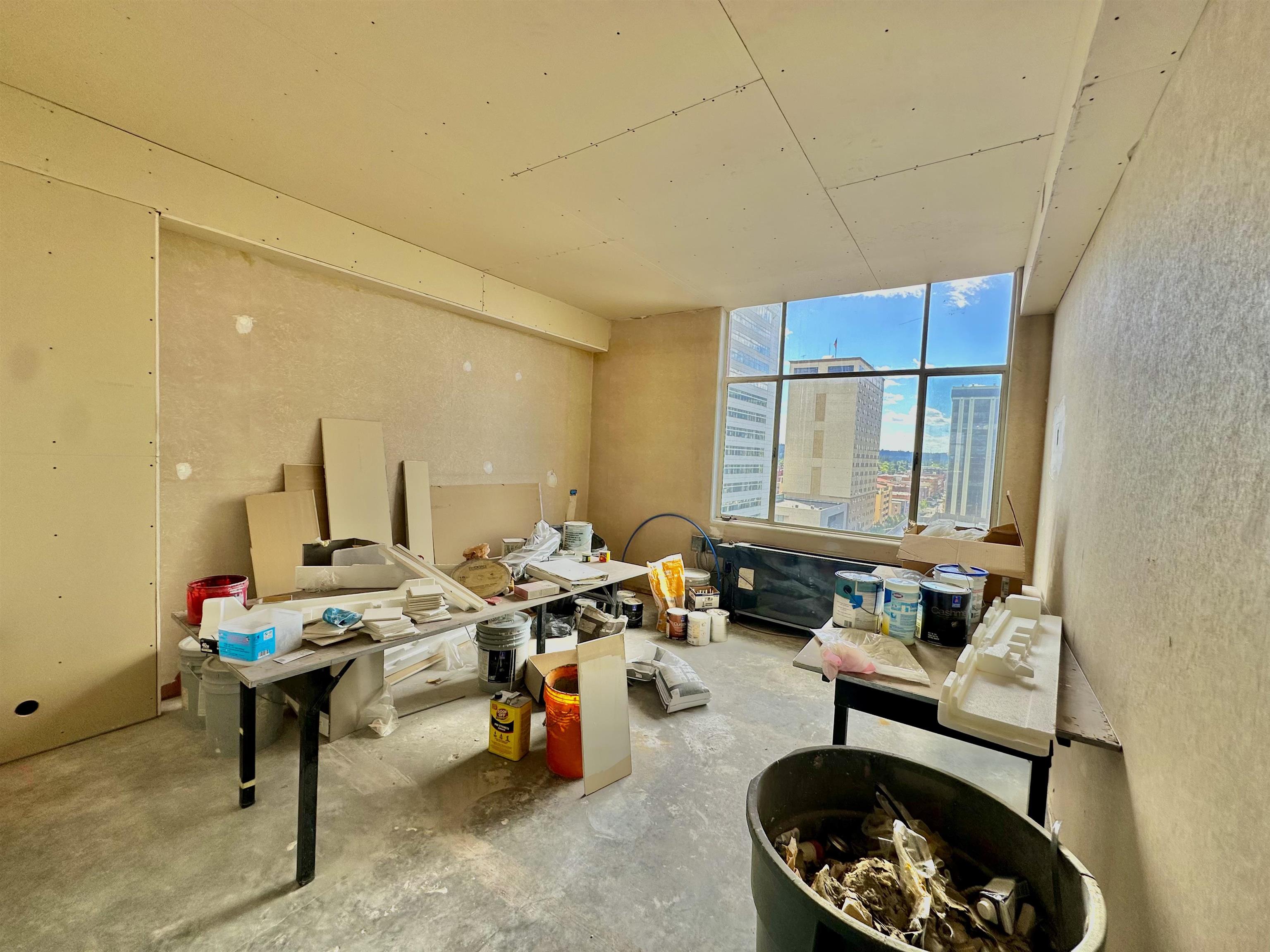 514 W 1st Ave - Photo 32