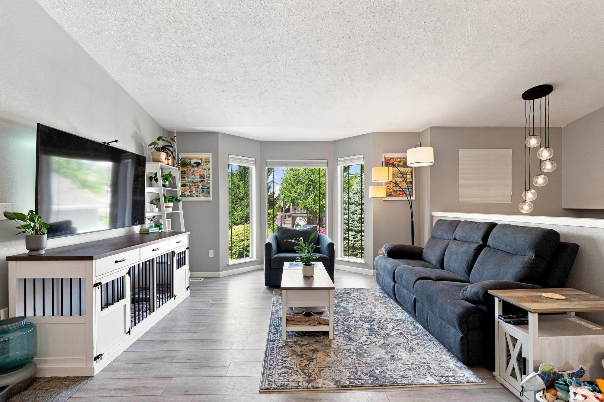 416 E Blackhawk Dr - Photo 4