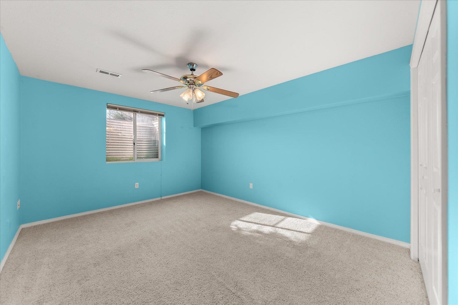 19019 E 4th Ave - Photo 20