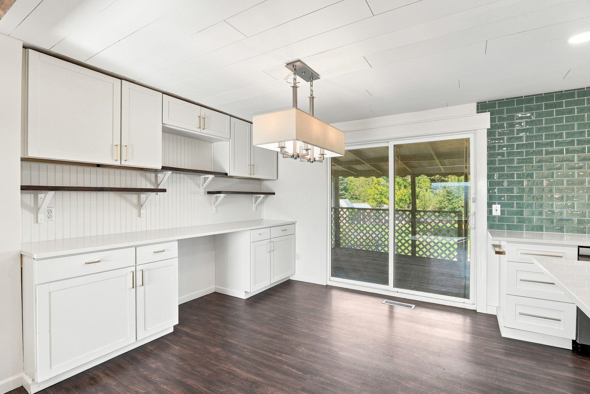 11921 E 31st Ave - Photo 9
