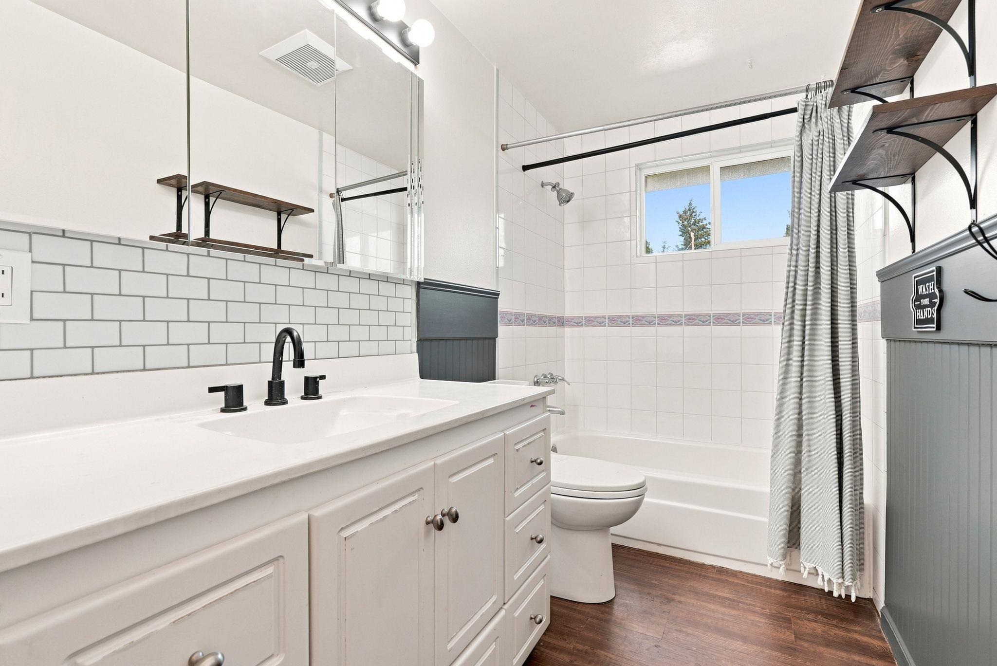 11921 E 31st Ave - Photo 17