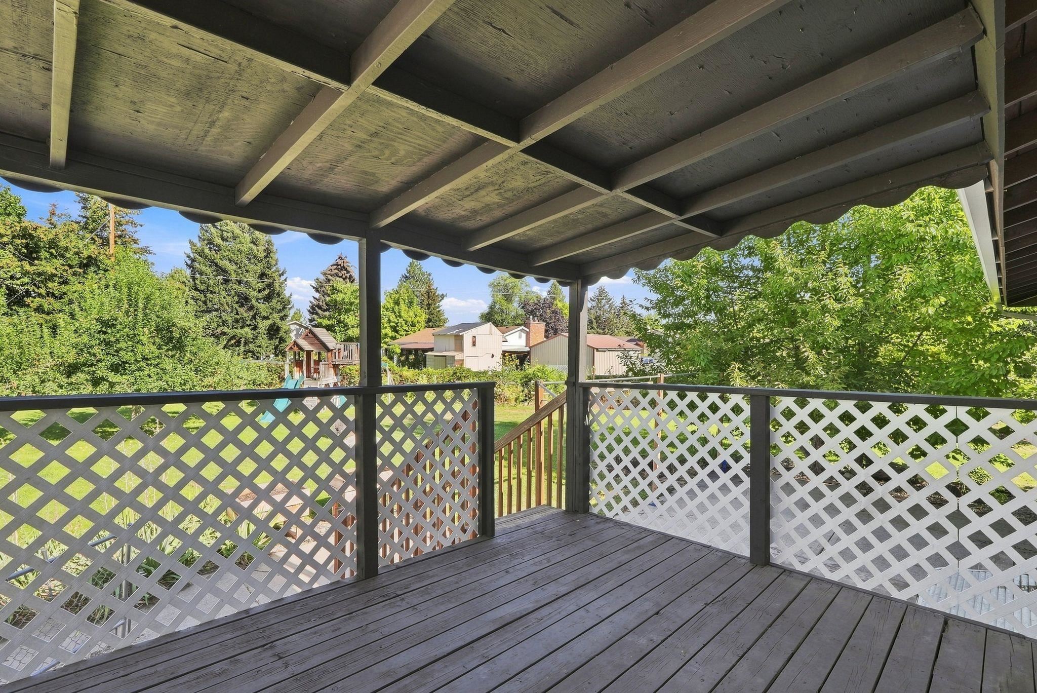 11921 E 31st Ave - Photo 30