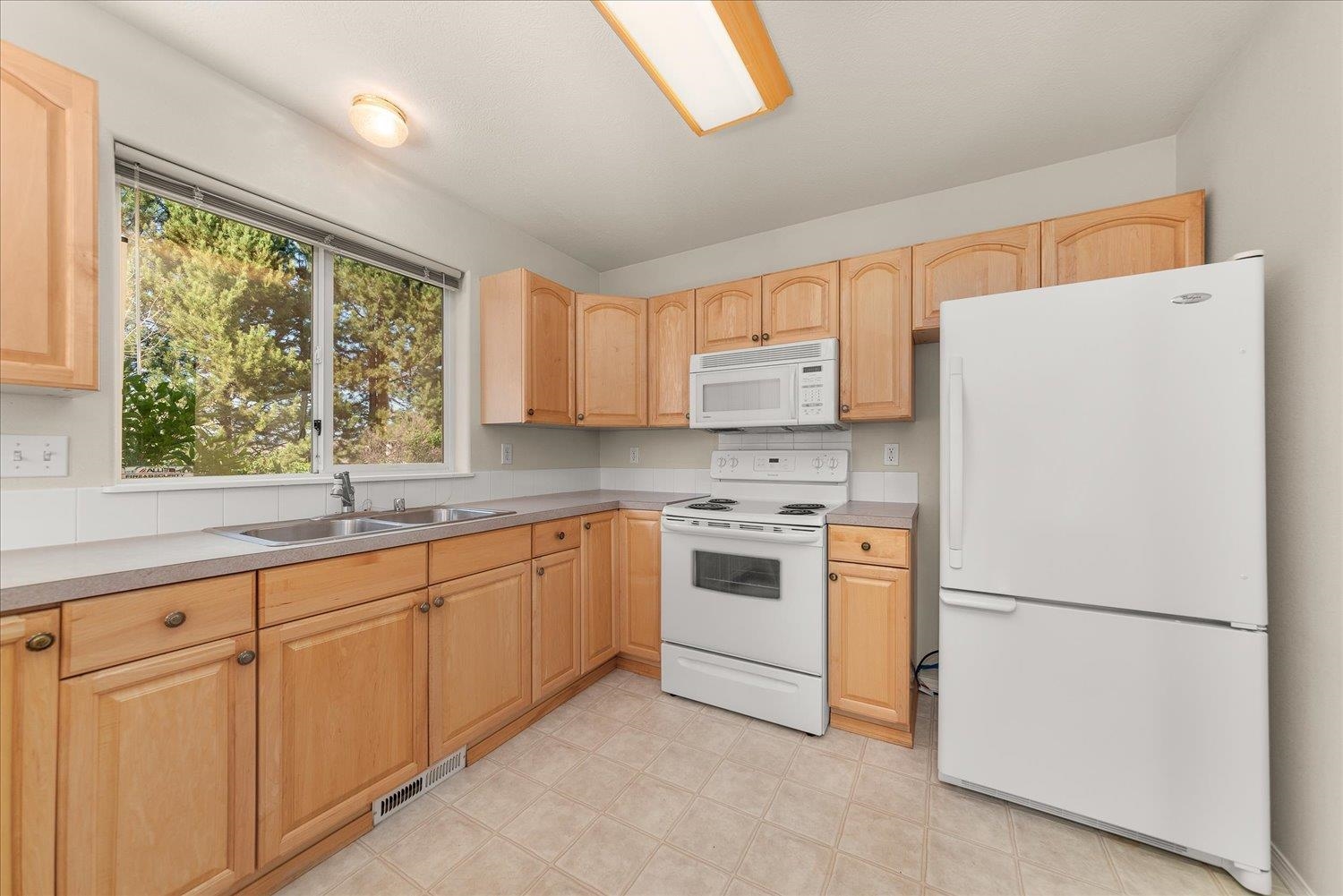 19019 E 4th Ave - Photo 33