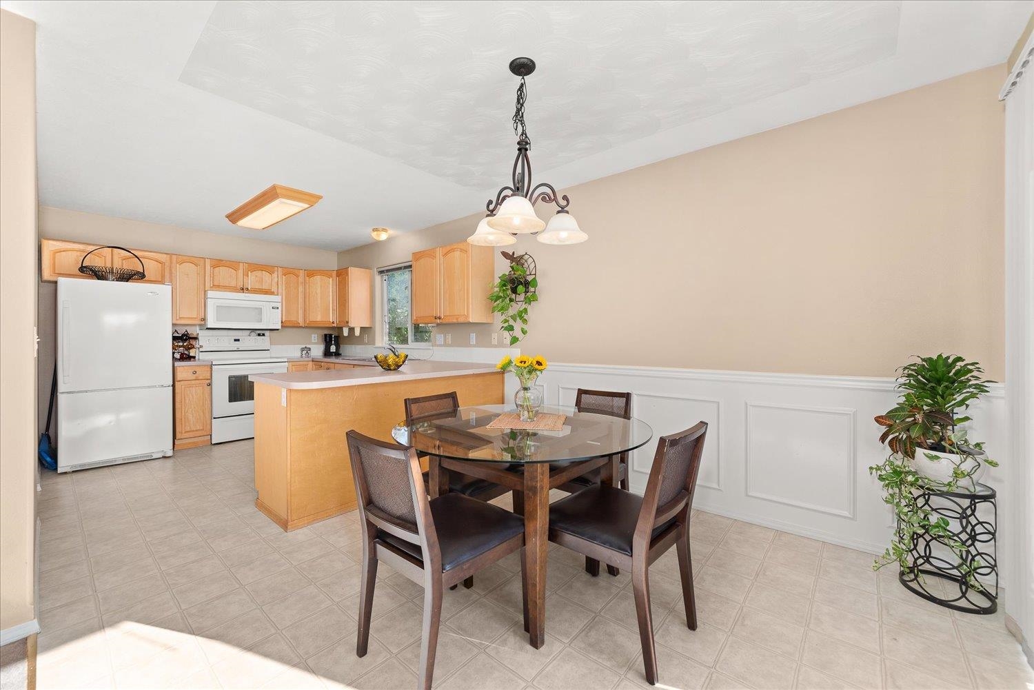 19019 E 4th Ave - Photo 8