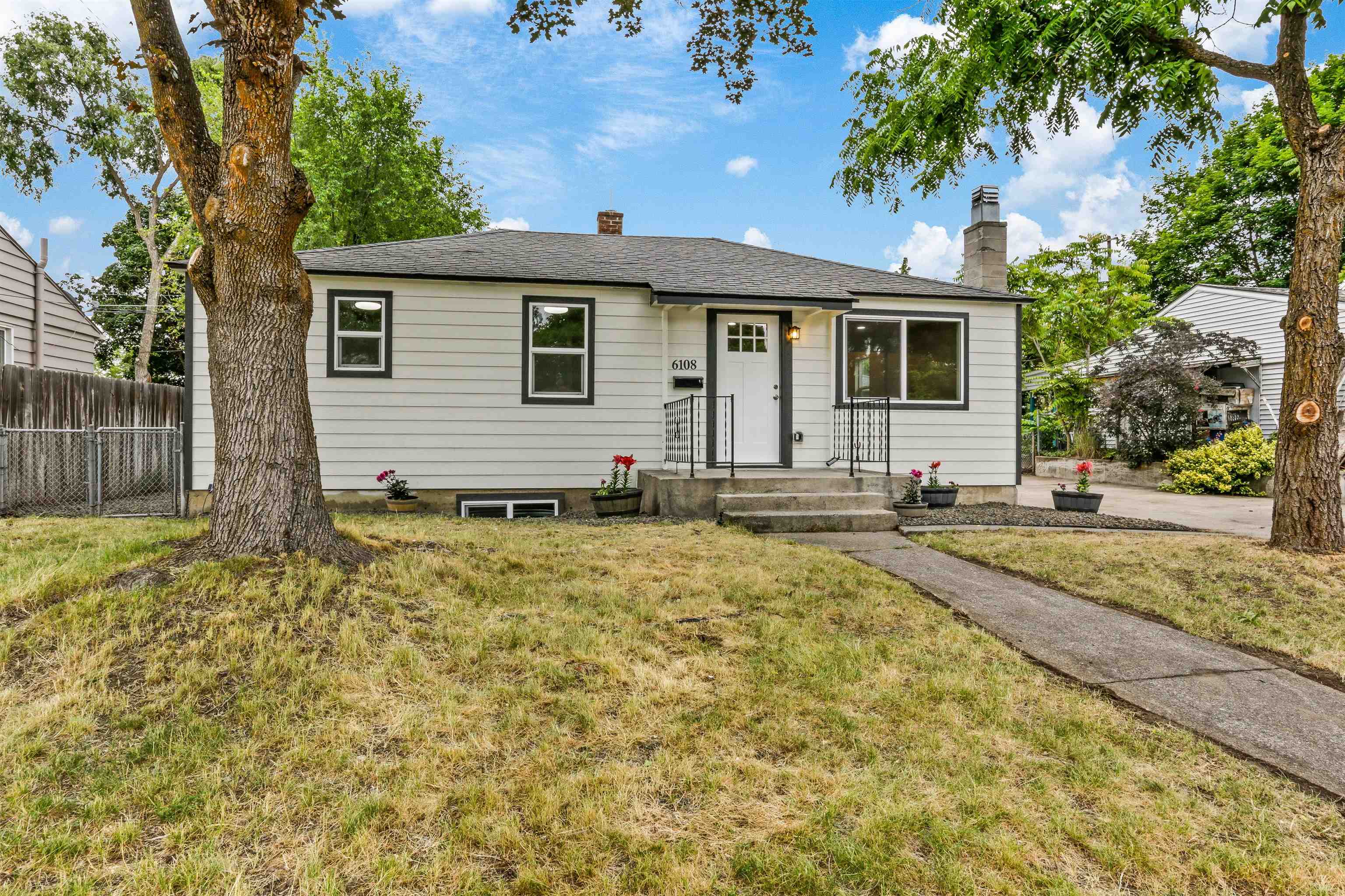 6108 N A St - Photo 1