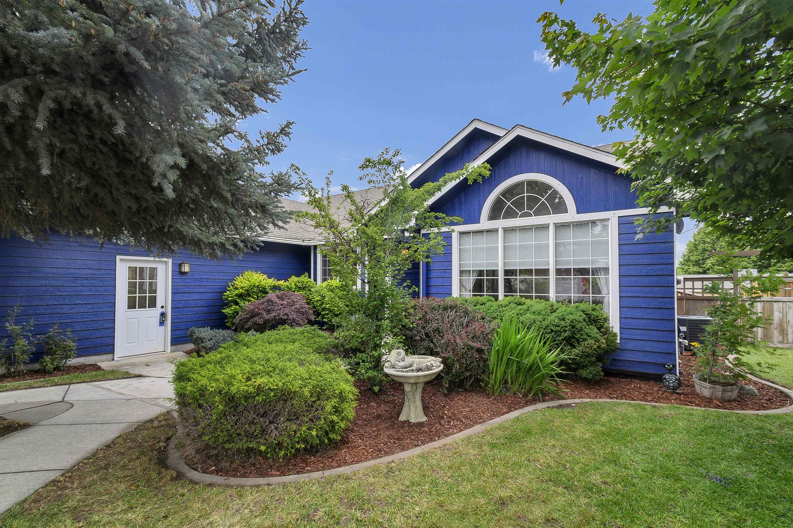 603 Marcella Ave - Photo 1