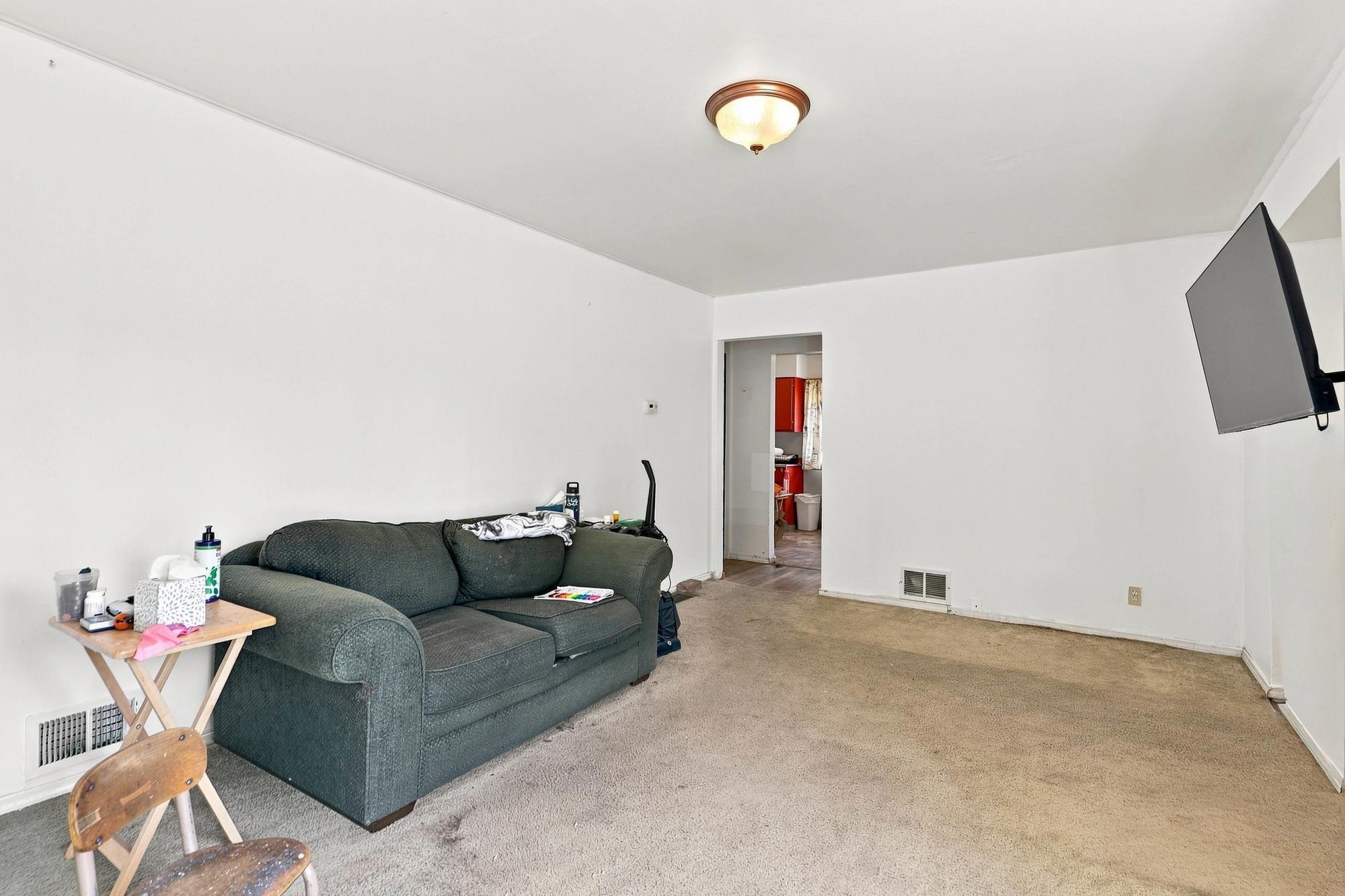 3203 E 19th Ave - Photo 5