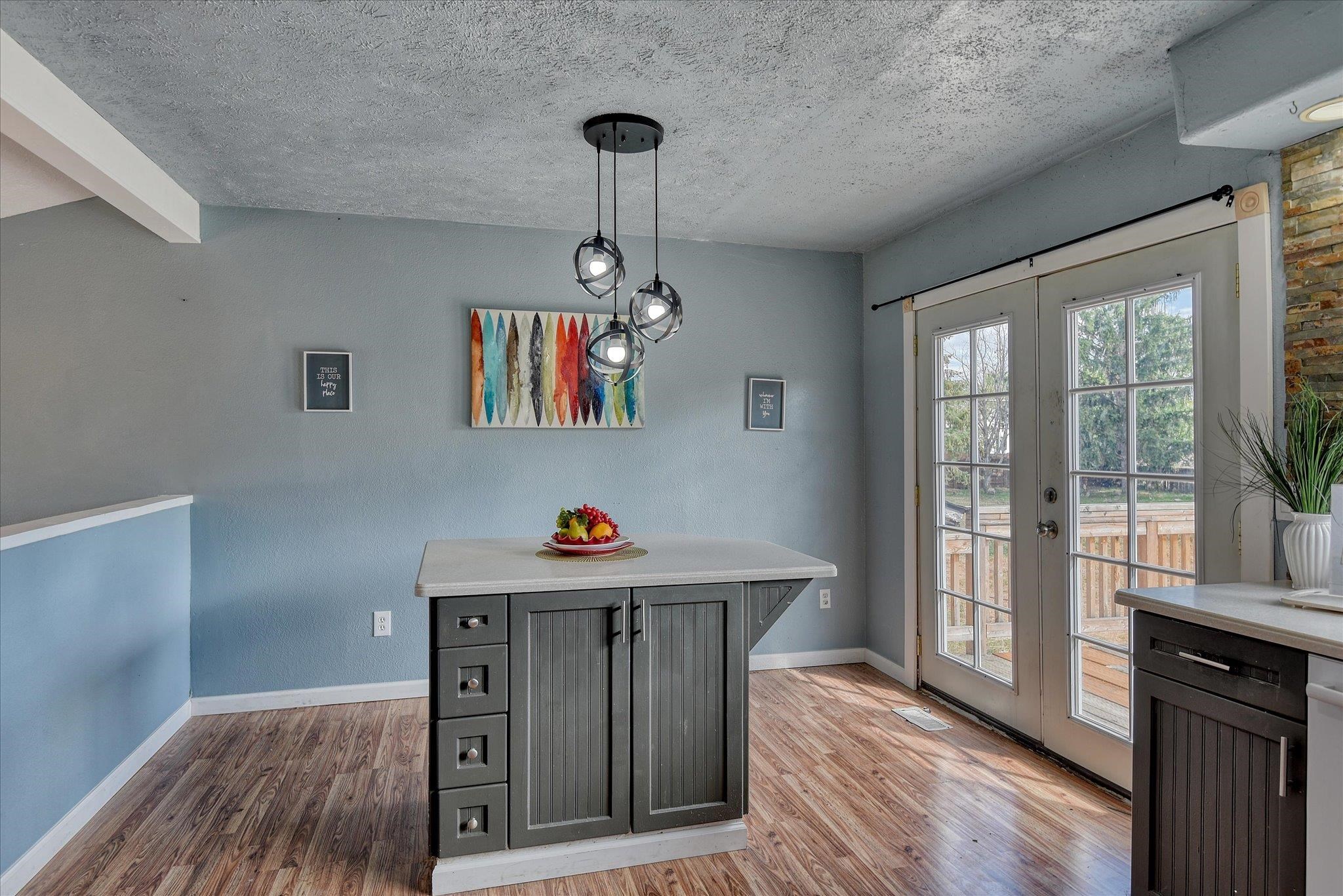 3318 E 55TH Ave - Photo 7