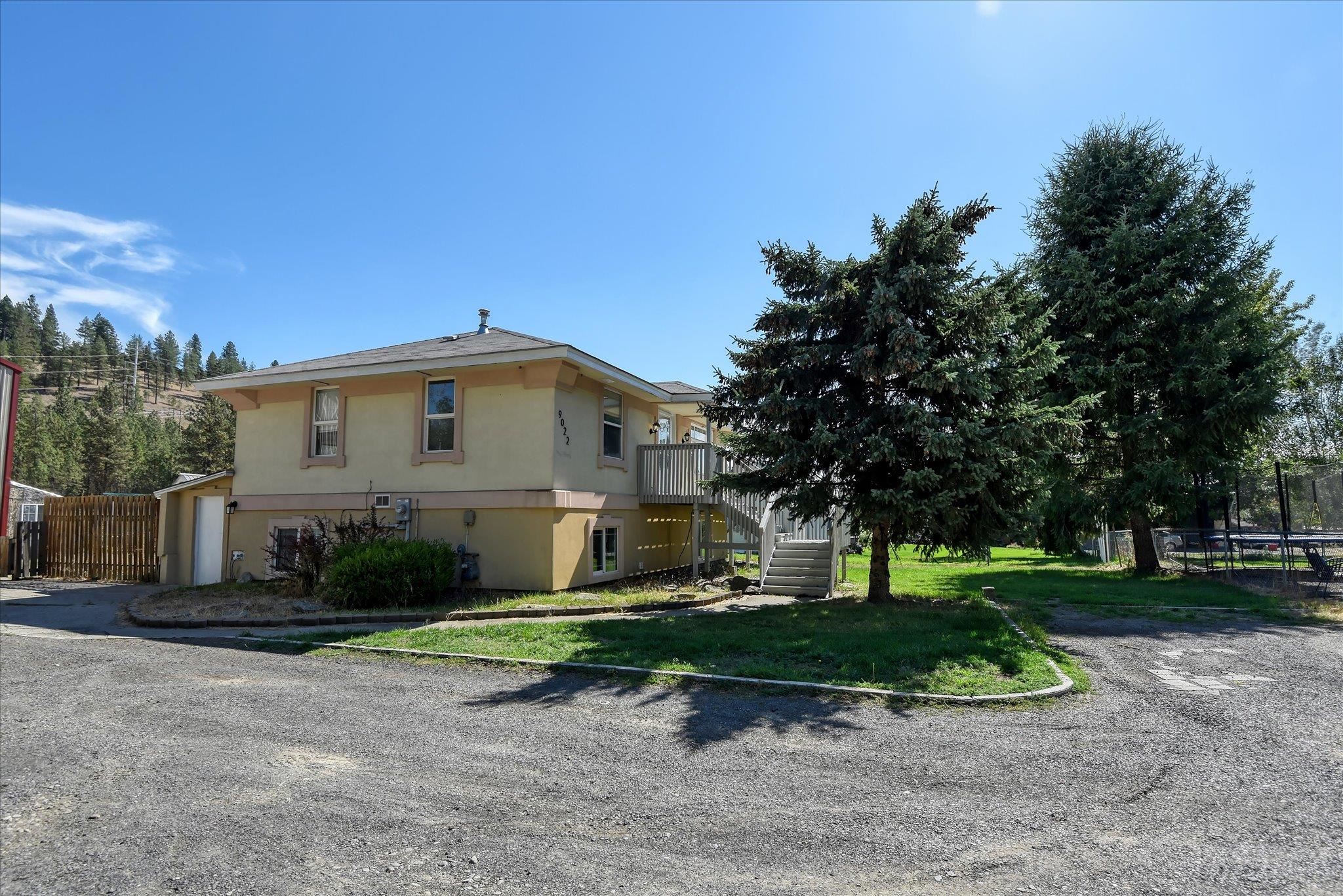 9022 N Nine Mile Rd - Photo 3