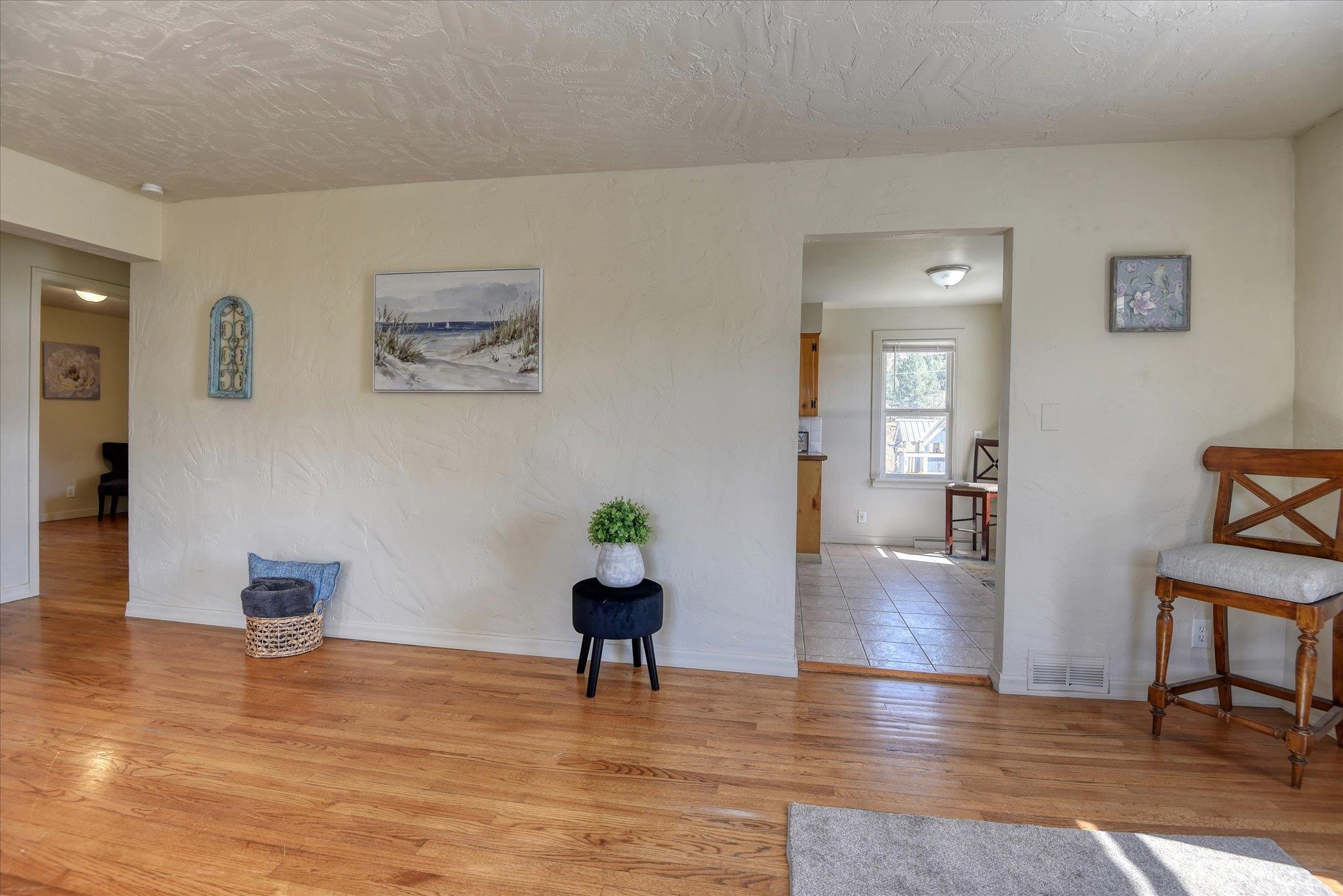 9022 N Nine Mile Rd - Photo 6