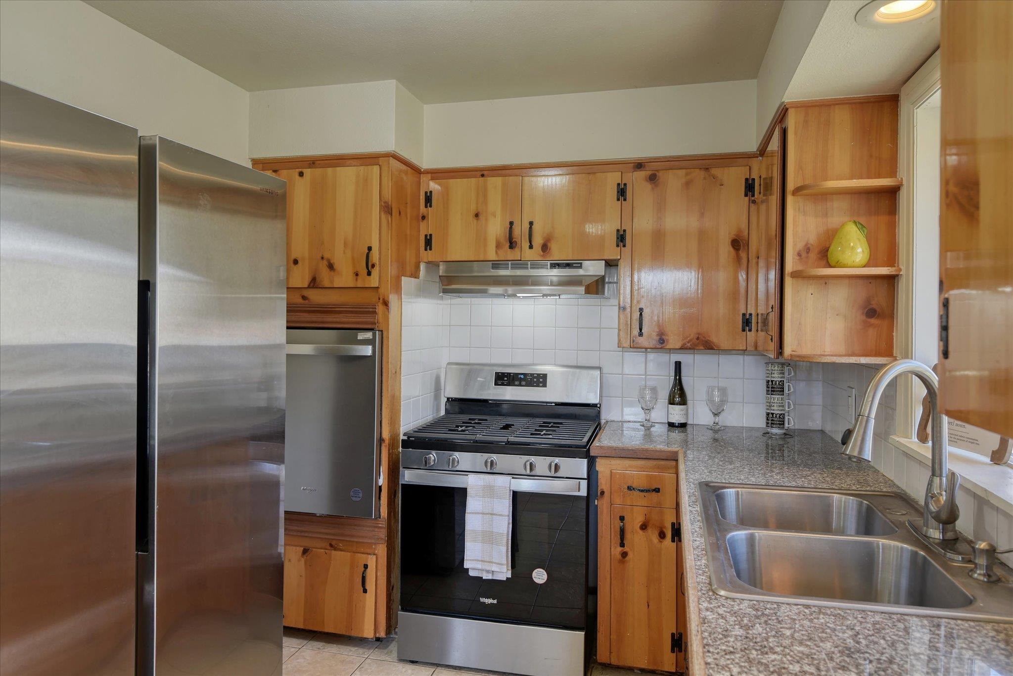 9022 N Nine Mile Rd - Photo 8