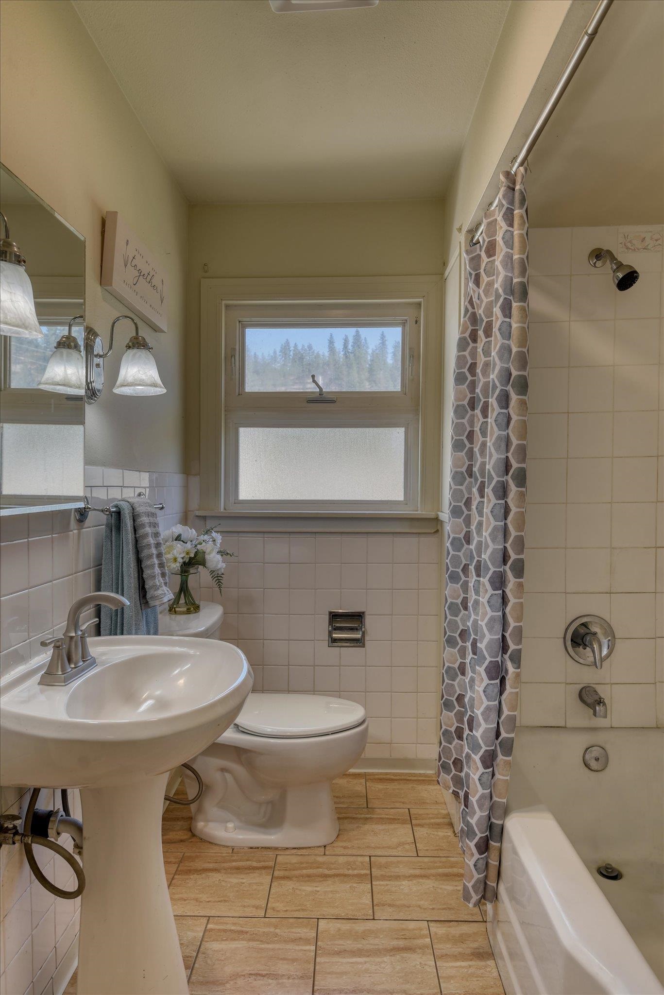 9022 N Nine Mile Rd - Photo 14