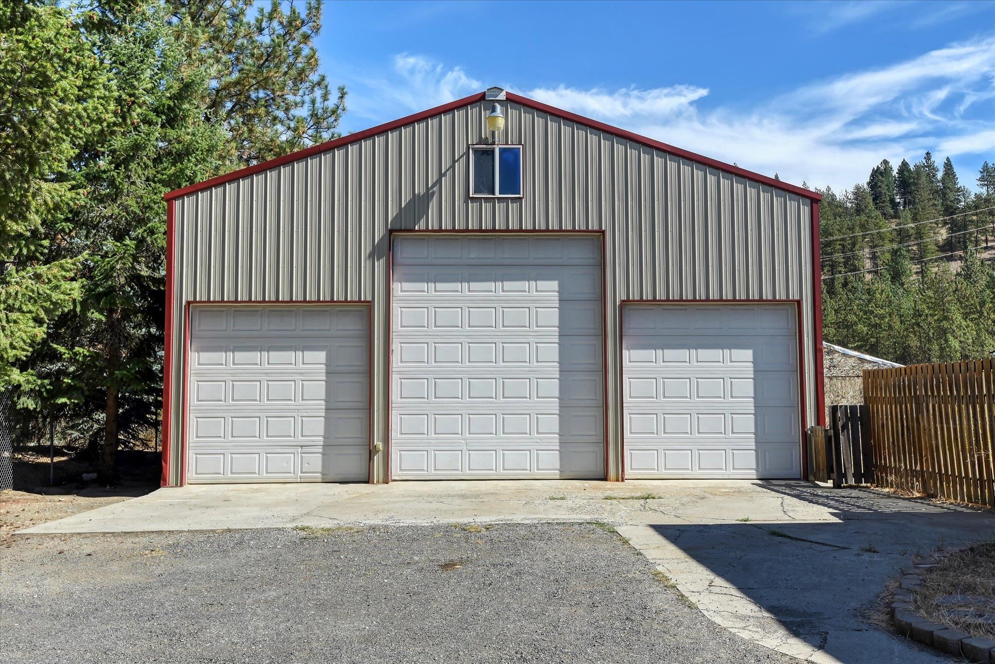 9022 N Nine Mile Rd - Photo 2