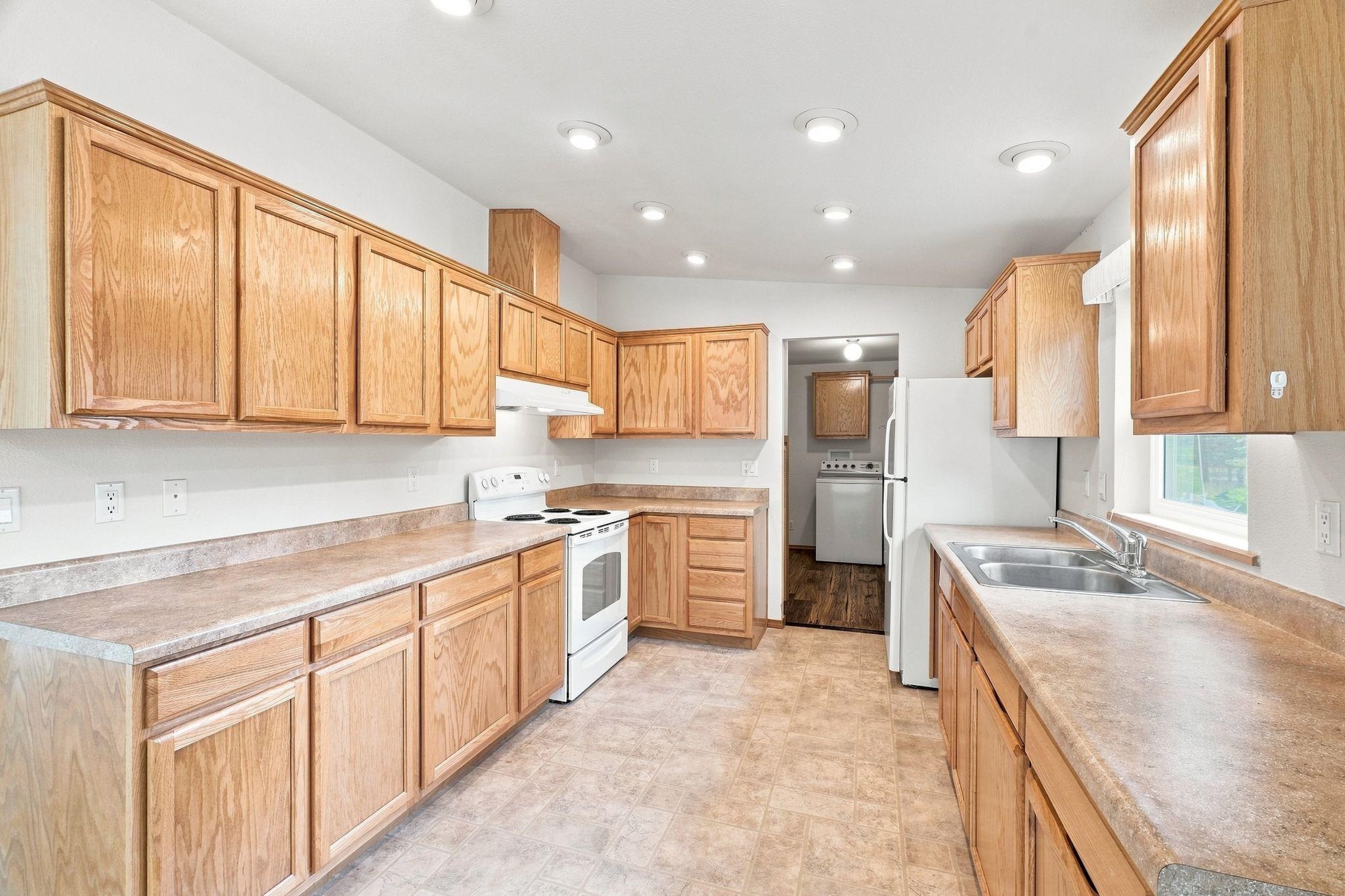 9308 N Campbell Rd - Photo 8