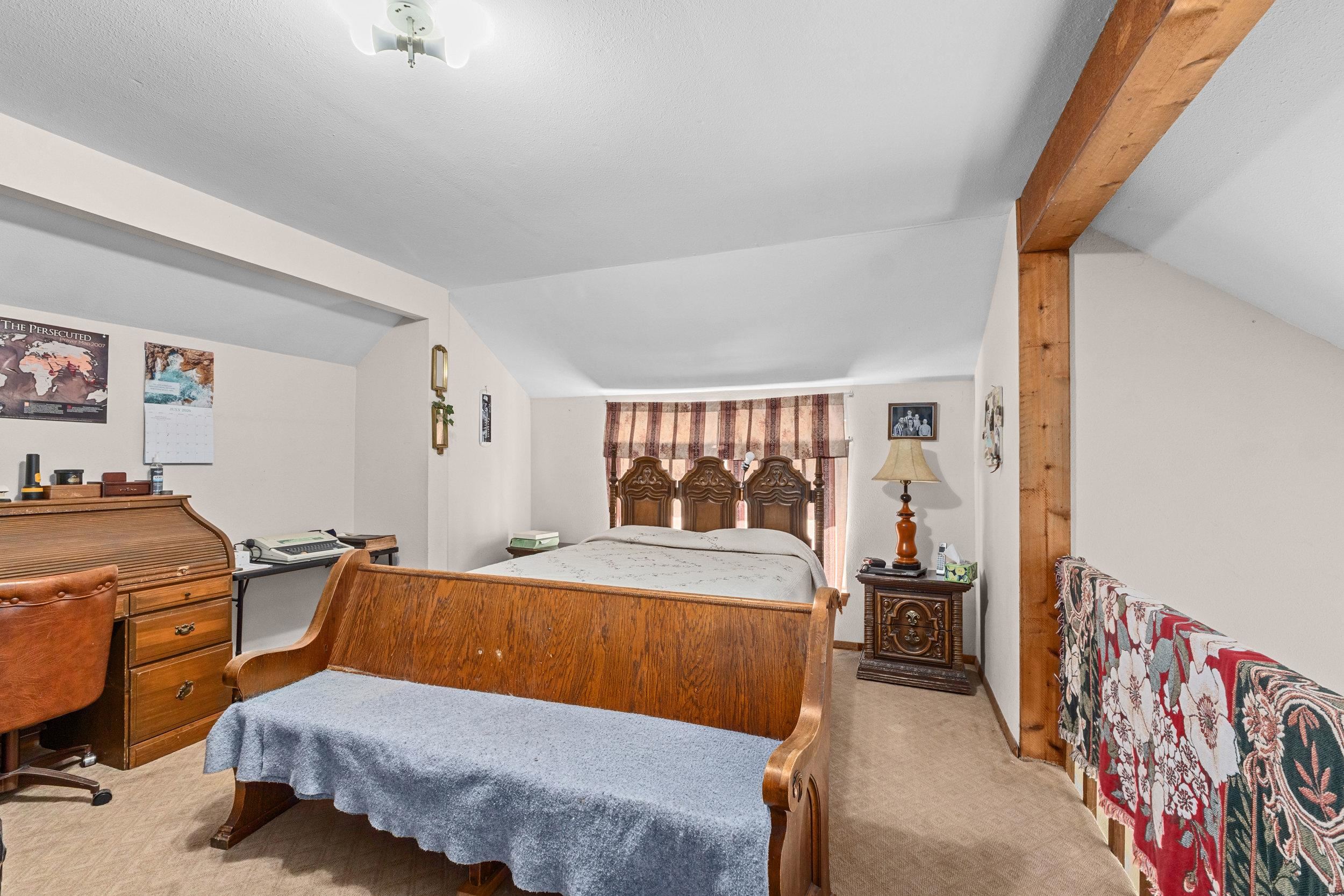 1043 Old Highway 12 Mile Rd - Photo 18