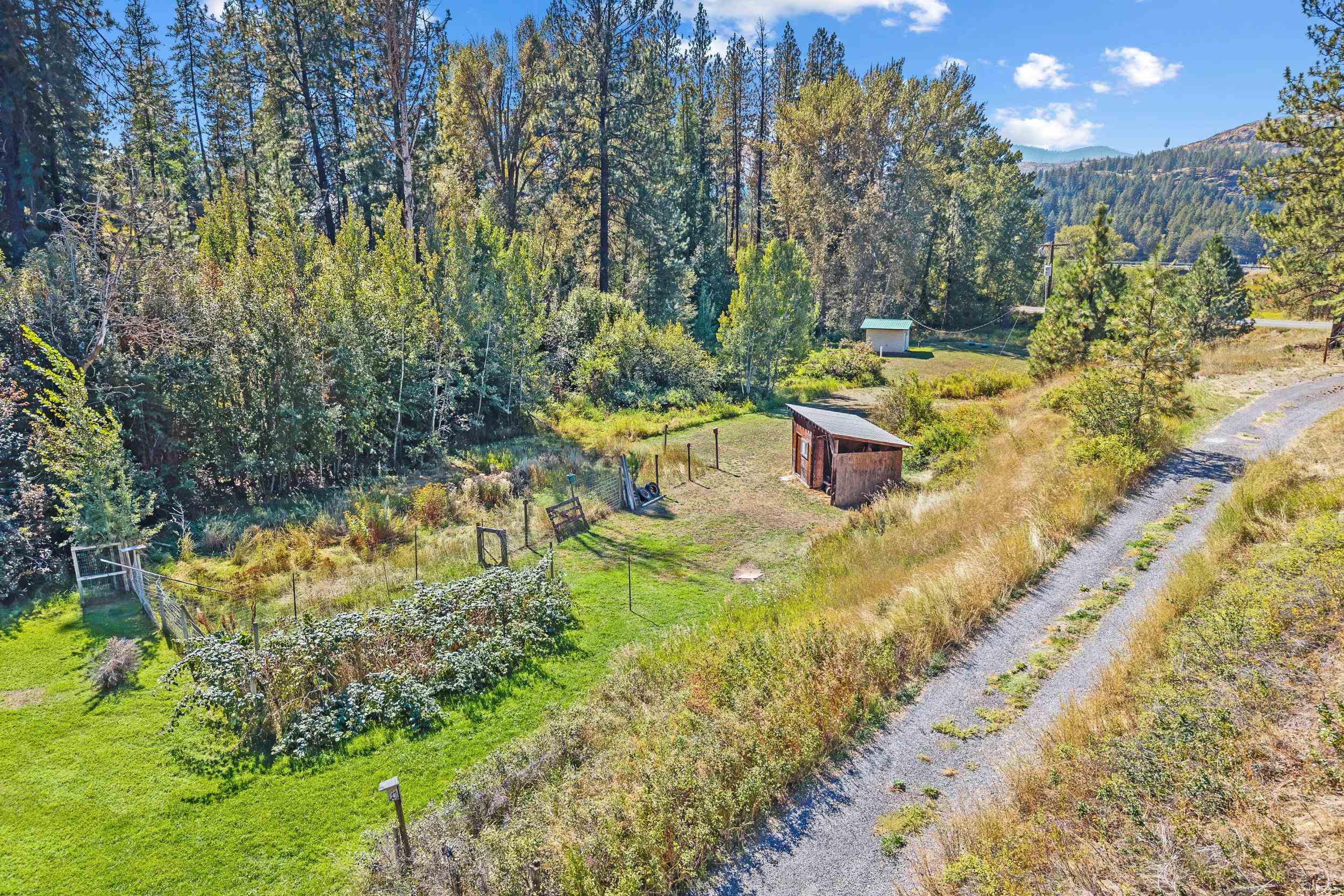 1043 Old Highway 12 Mile Rd - Photo 26