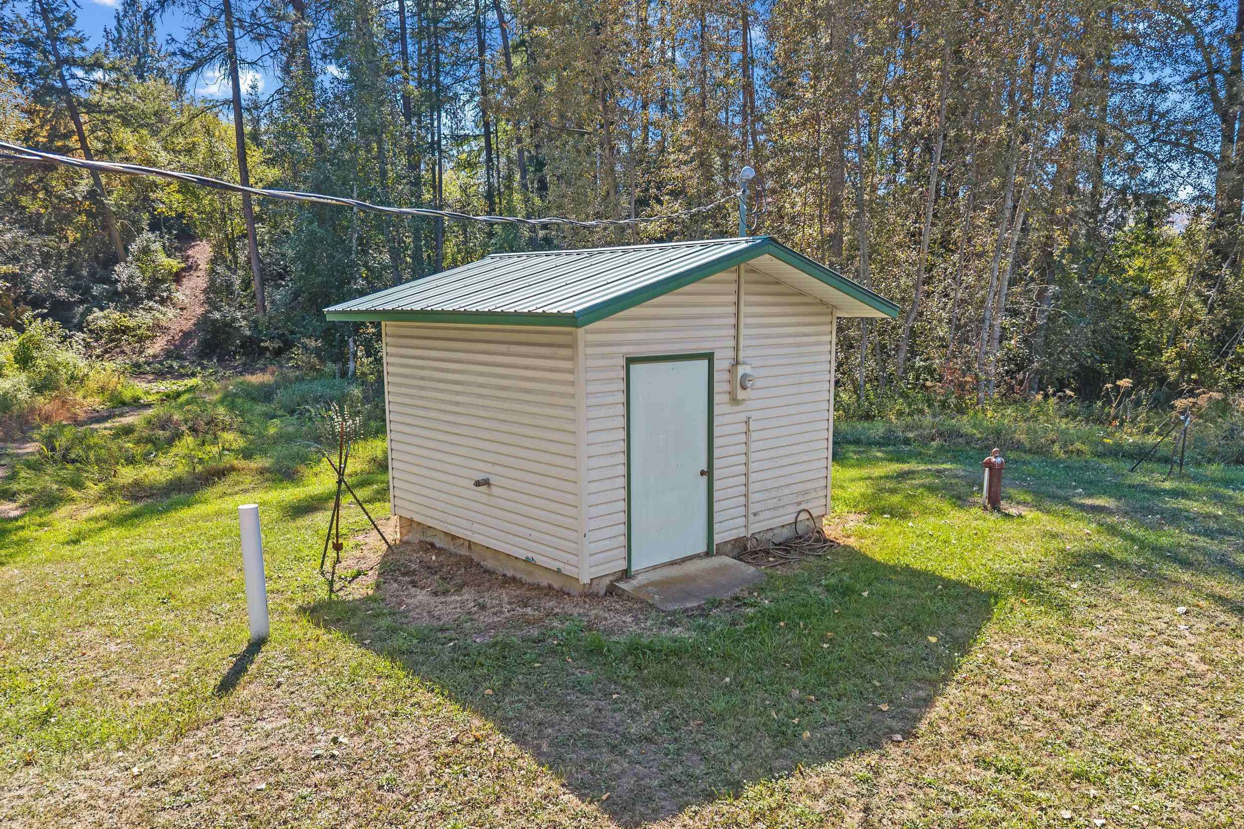 1043 Old Highway 12 Mile Rd - Photo 29