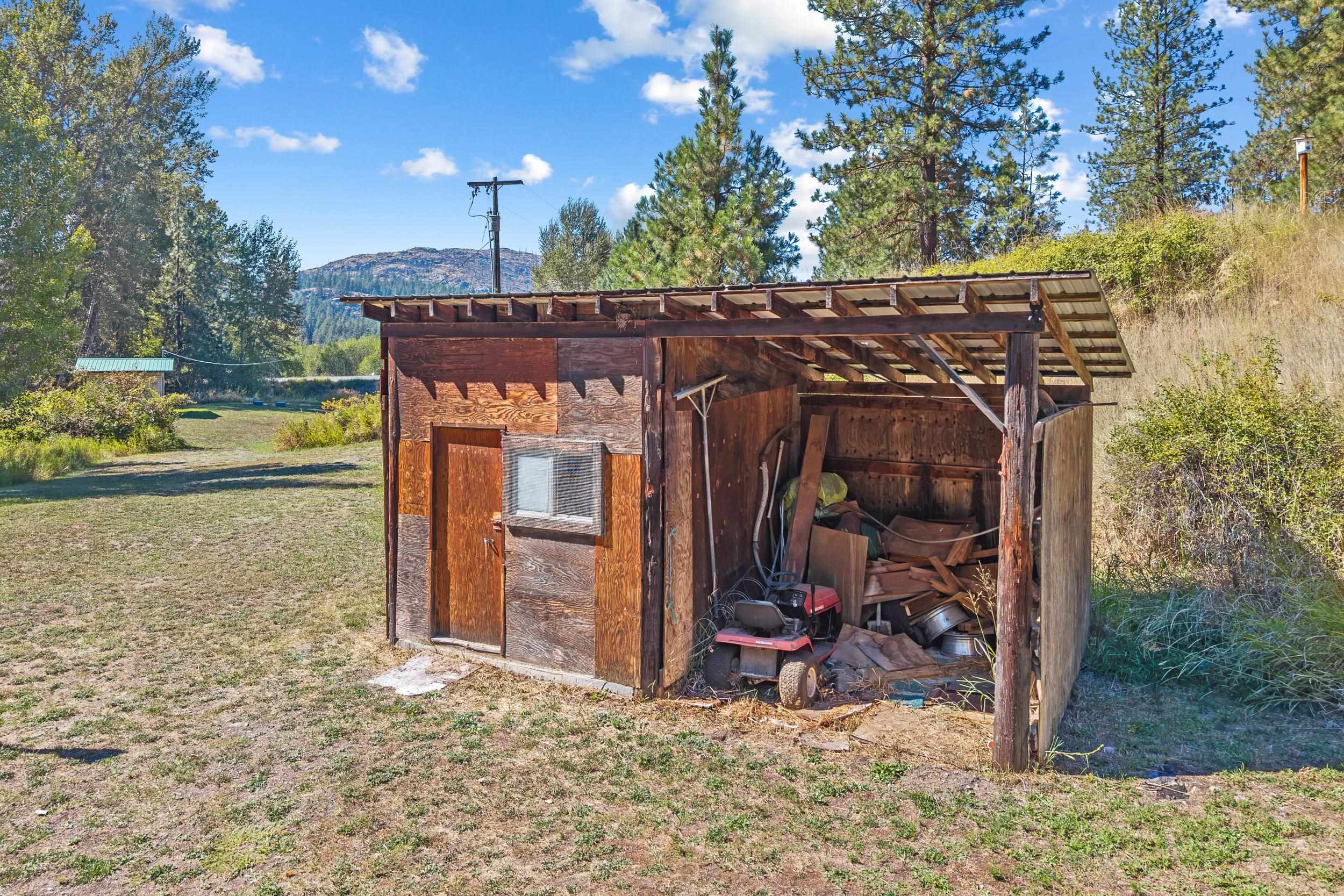 1043 Old Highway 12 Mile Rd - Photo 32