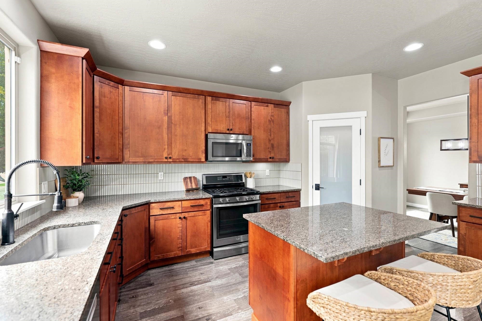 2823 W Sunset View Ln - Photo 12