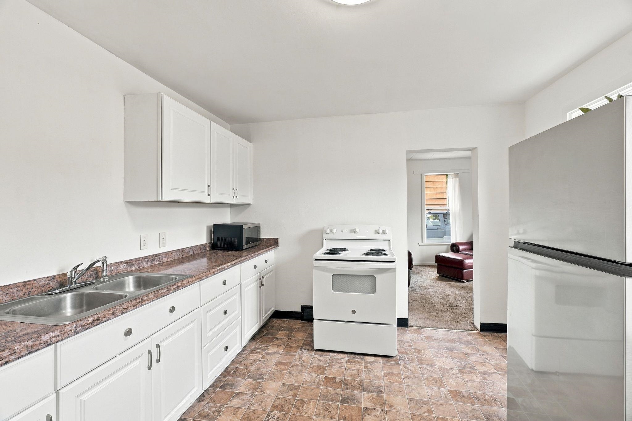 4027 W Sanson Ave - Photo 8
