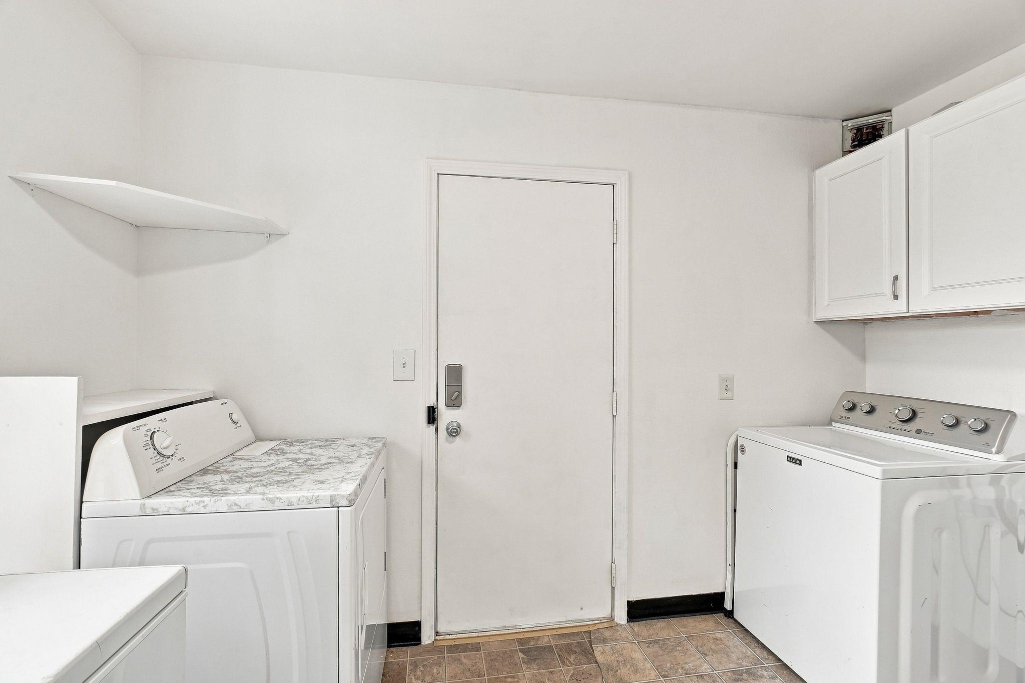 4027 W Sanson Ave - Photo 11