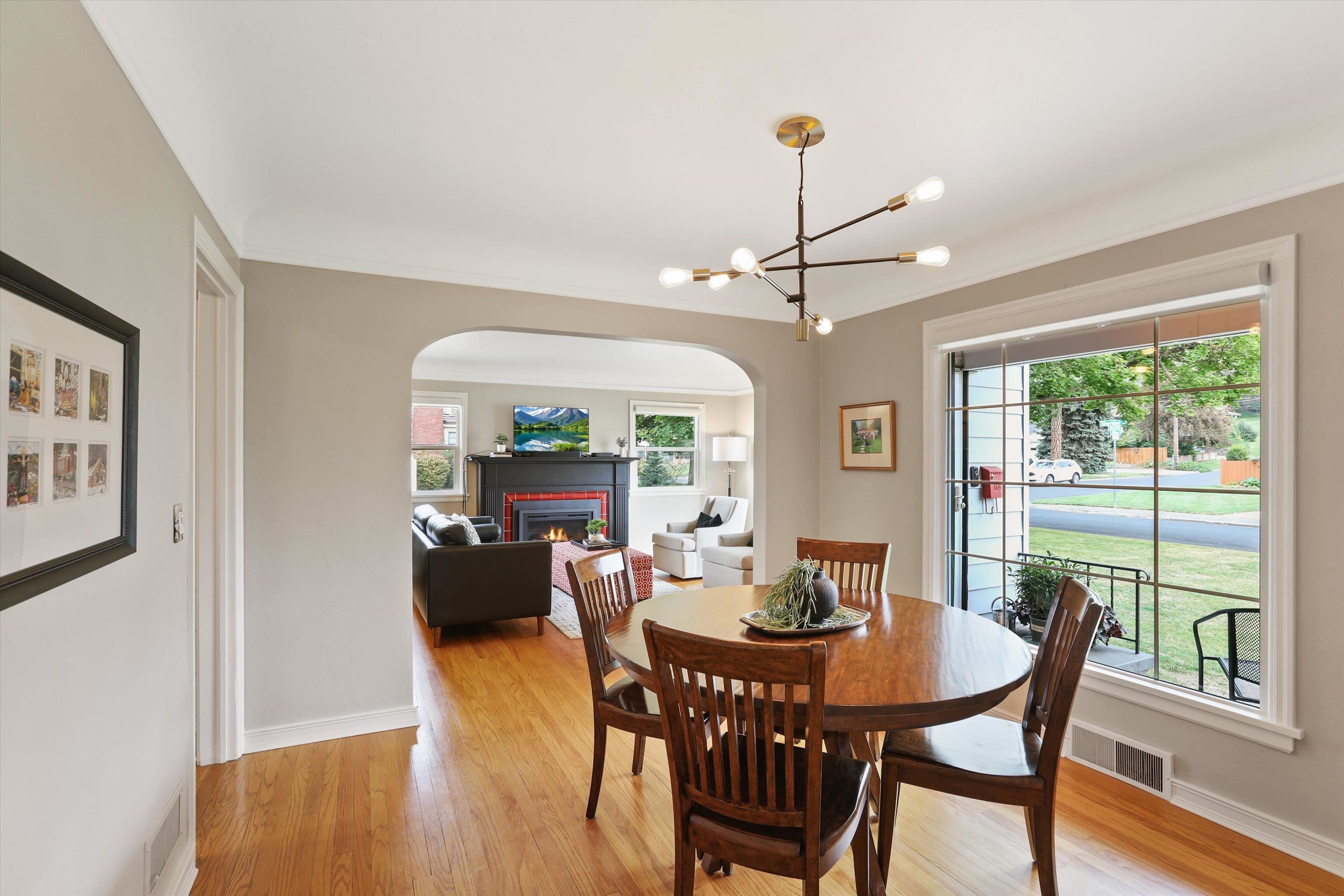 3125 N Sheridan Ct - Photo 7