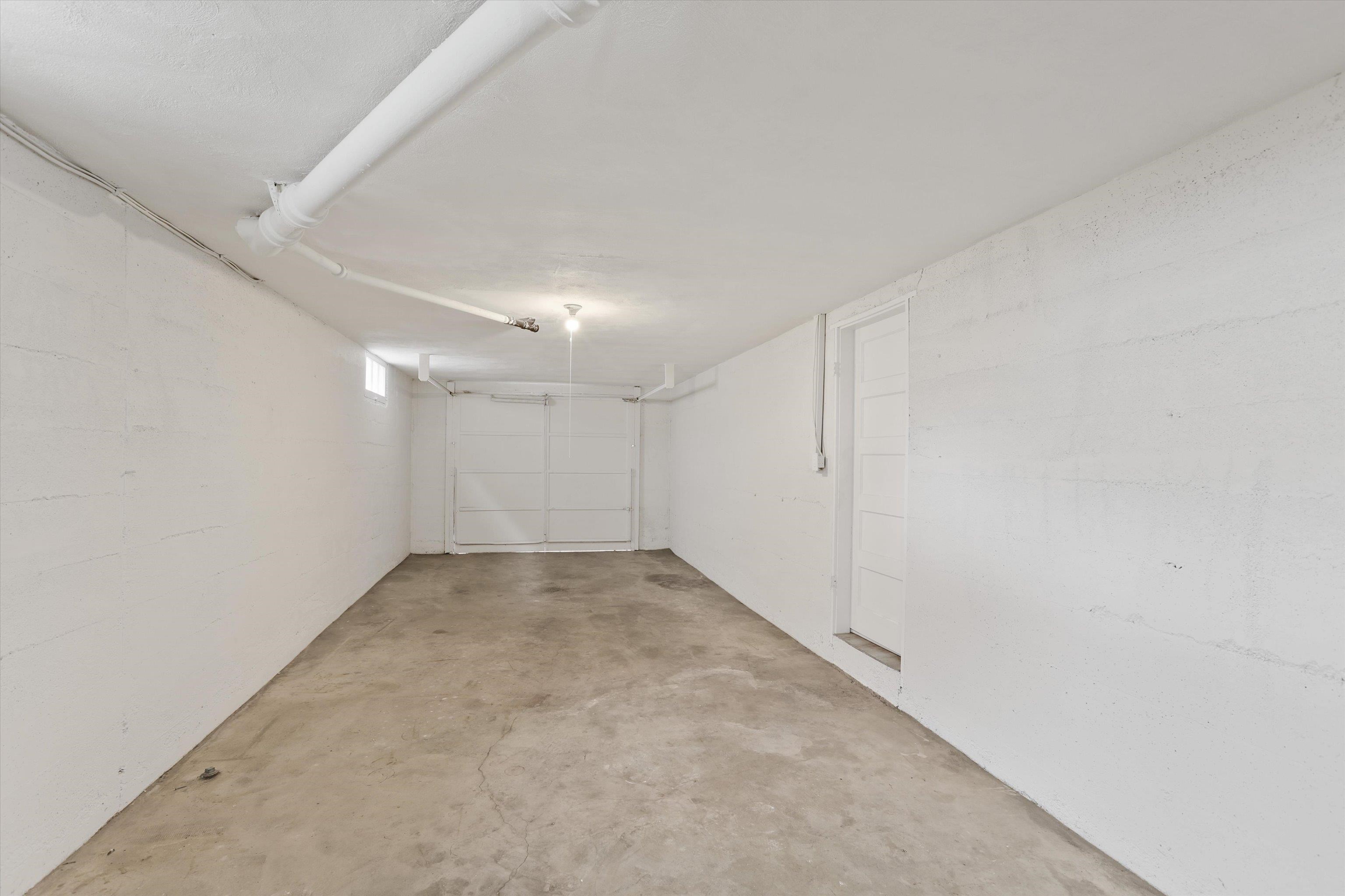 3125 N Sheridan Ct - Photo 15