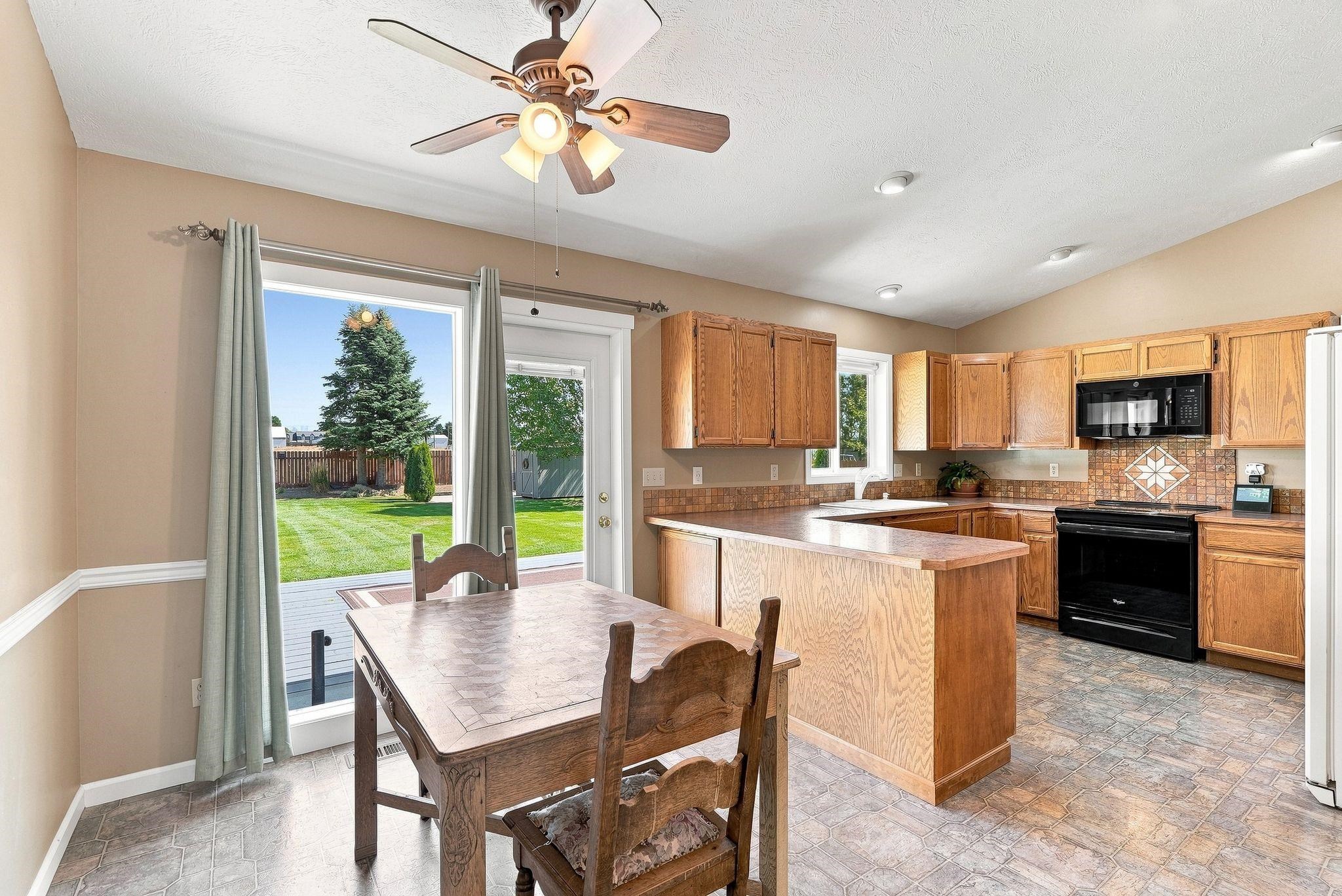 14418 N Chronicle St - Photo 3