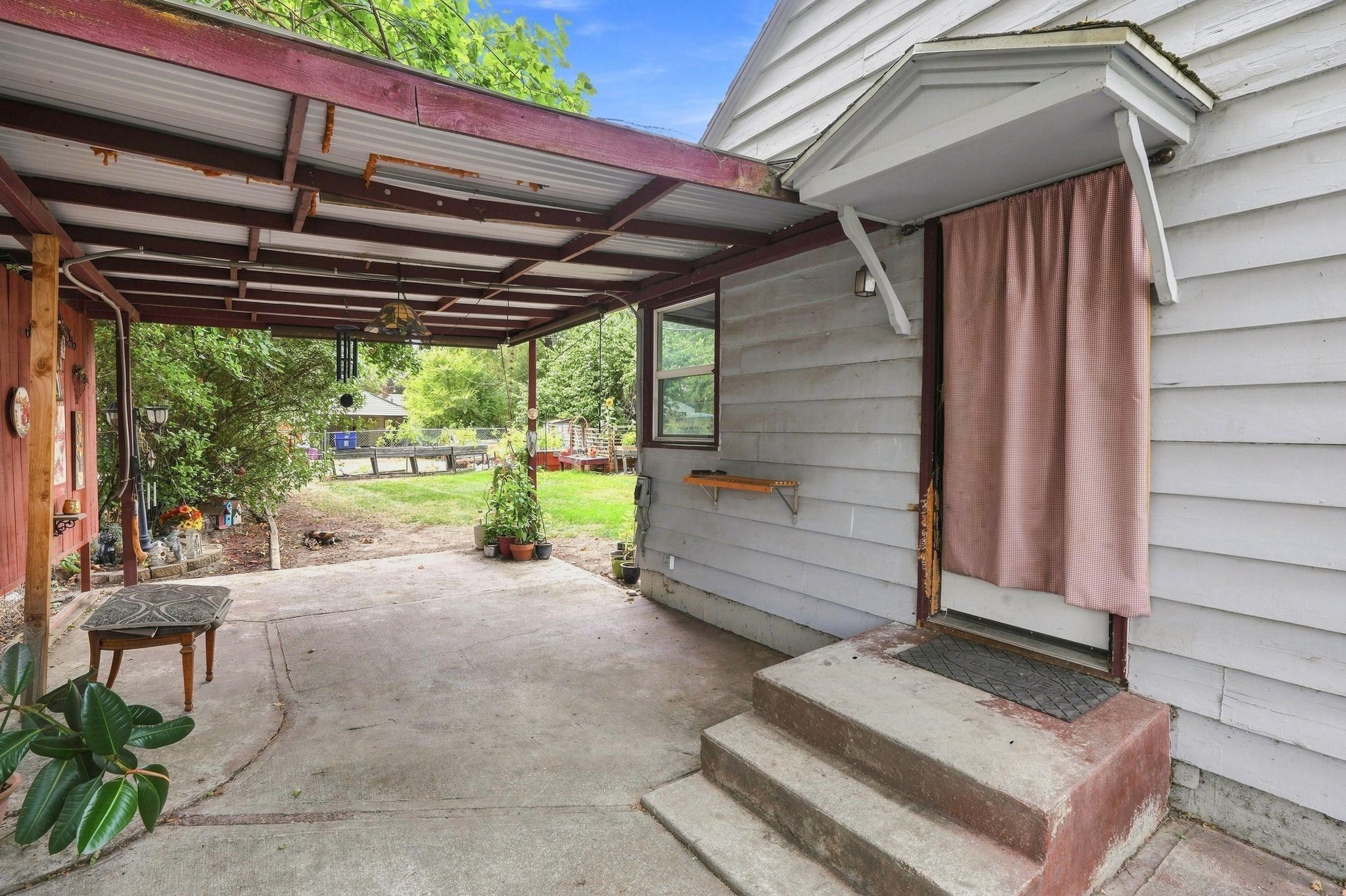 5619 N Elm St - Photo 15