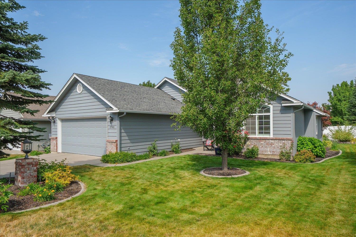 2701 E 62nd Ln - Photo 3