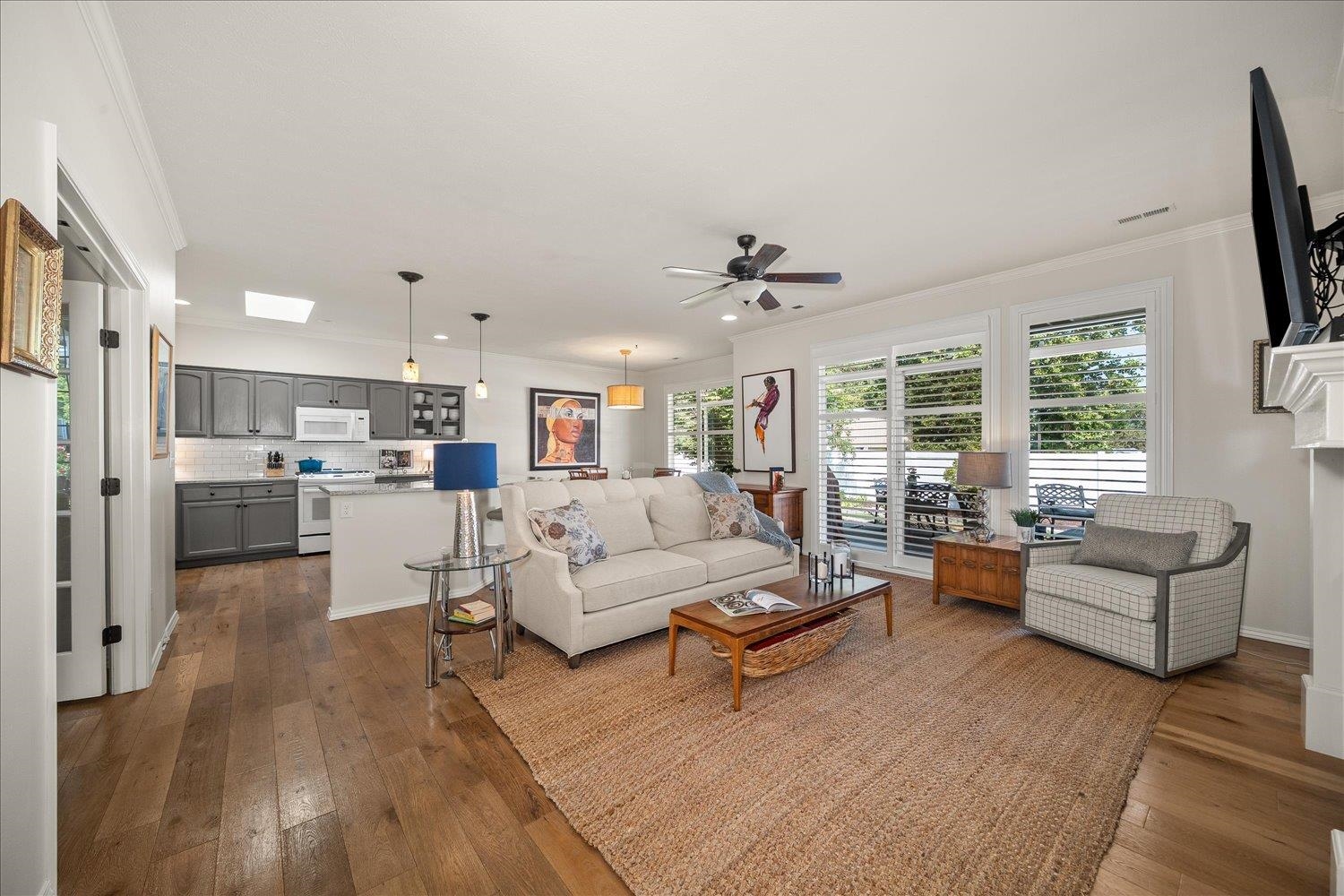 2701 E 62nd Ln - Photo 5