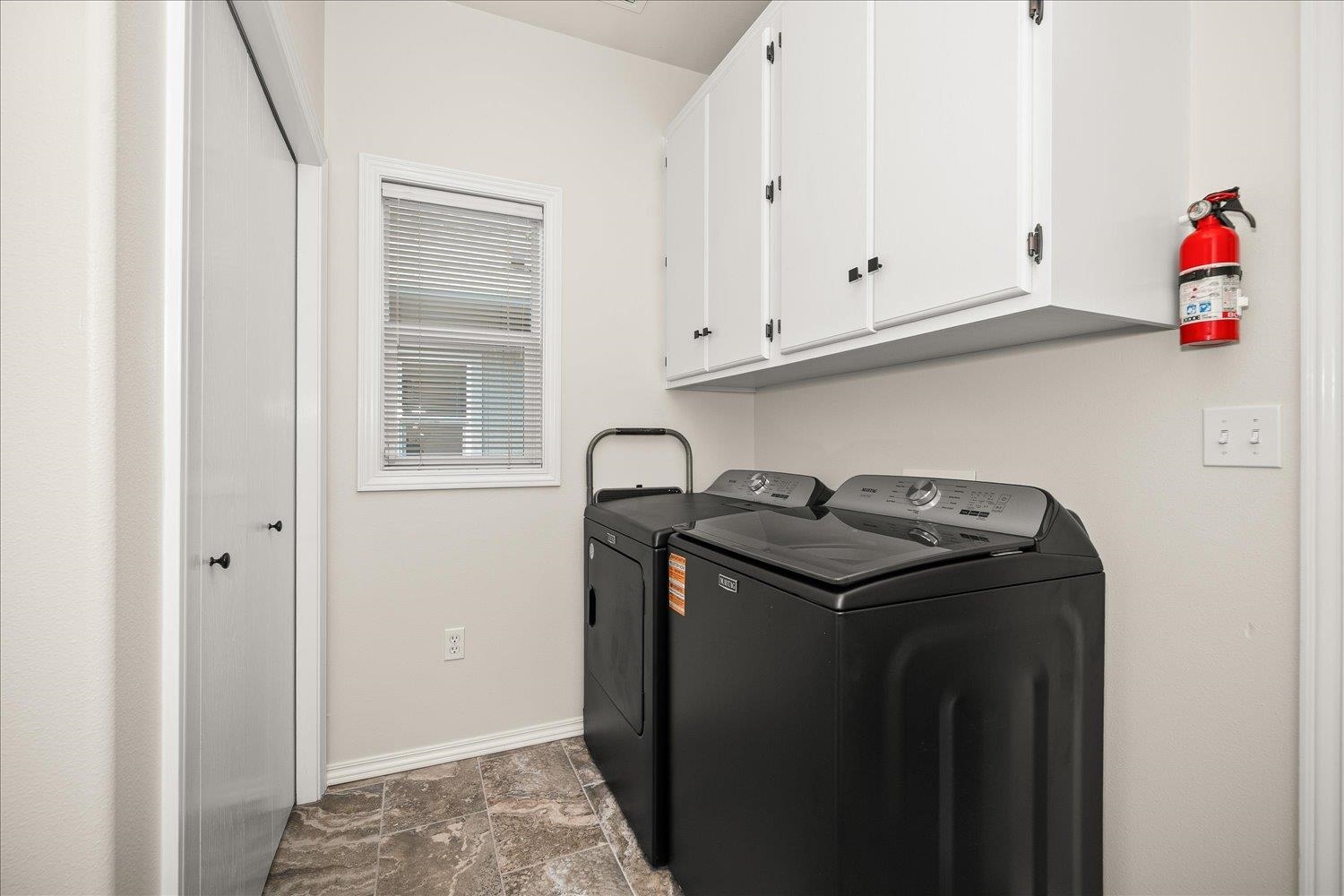 2701 E 62nd Ln - Photo 26